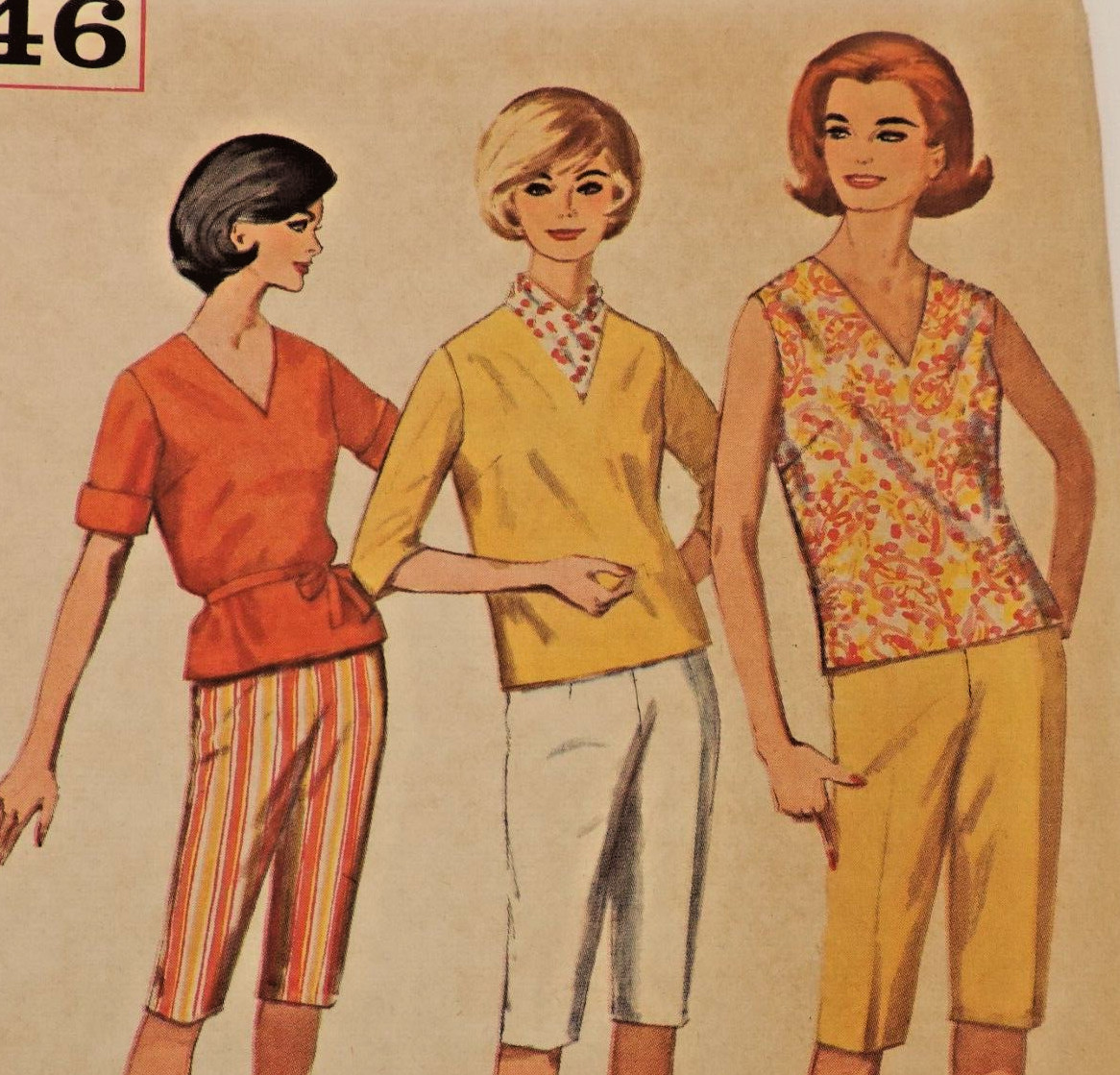 Simplicity 4946 Miss Tank/Blouse & Slim Crop Pants SZ 10 B 31 Uncut