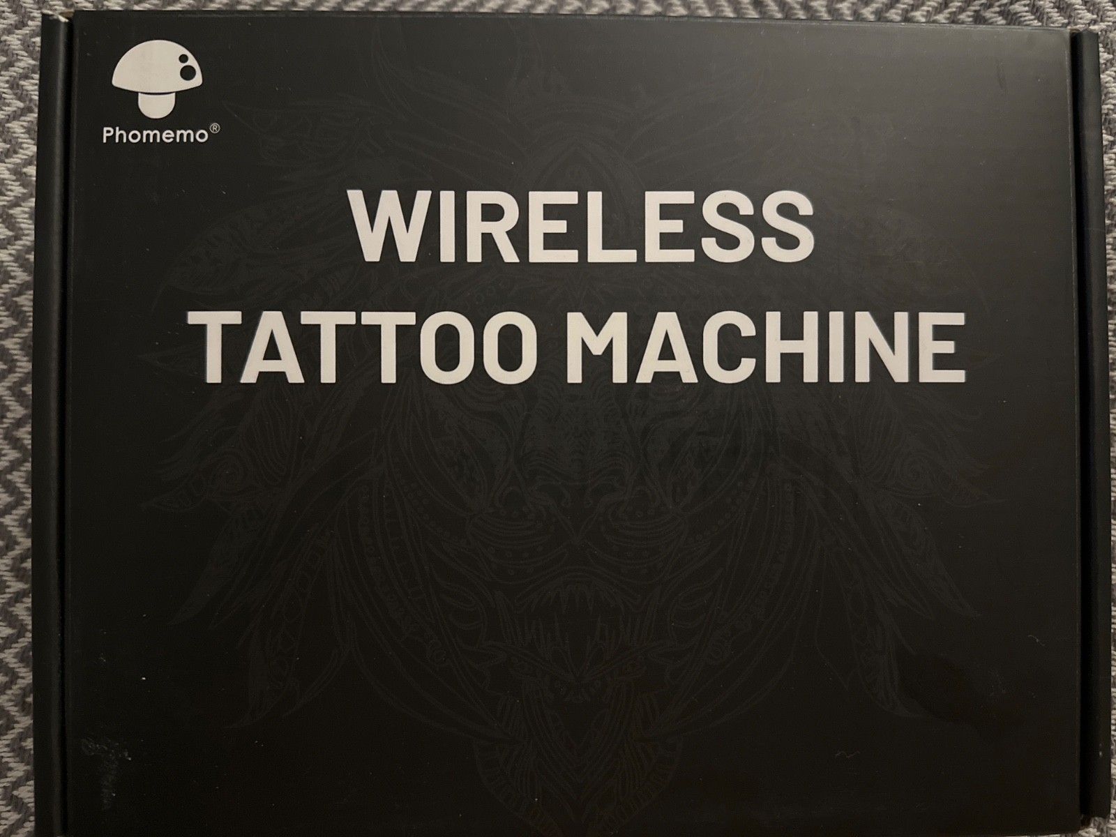 Phomemo Wireless Tattoo Machine Set. Two Batteries included.