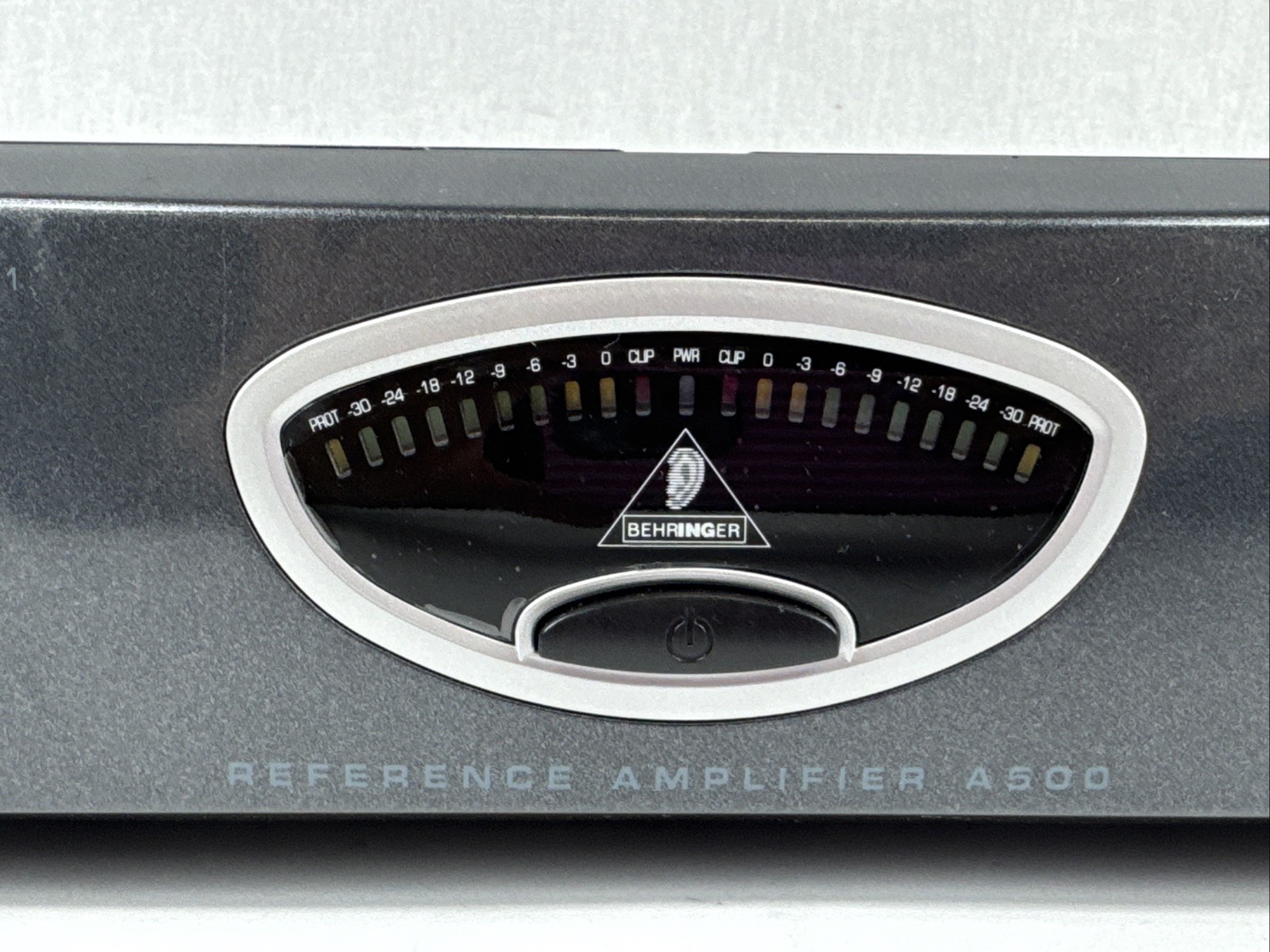 Behringer Reference Amplifier Model A500 Working Used