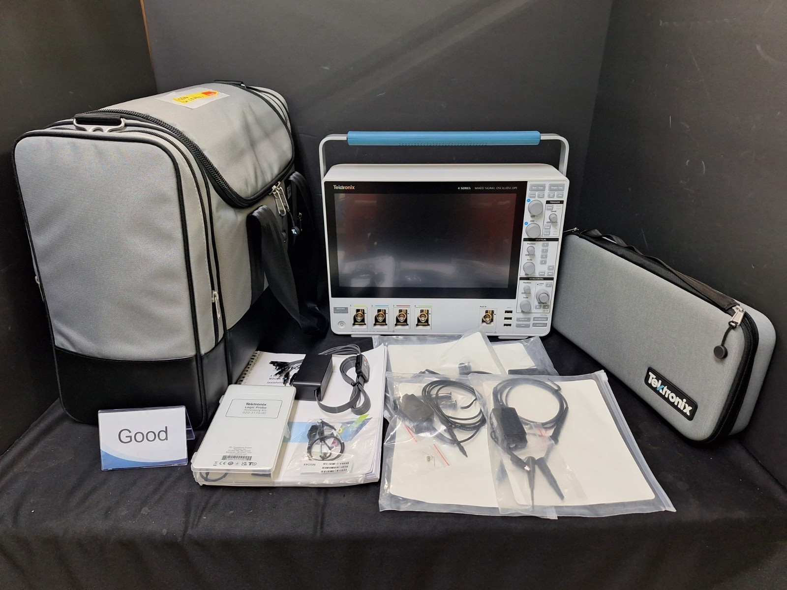 Tektronix MSO44 : 500MHz, 6.25GS/s, 4ch Mixed Signal Oscilloscope (7041)