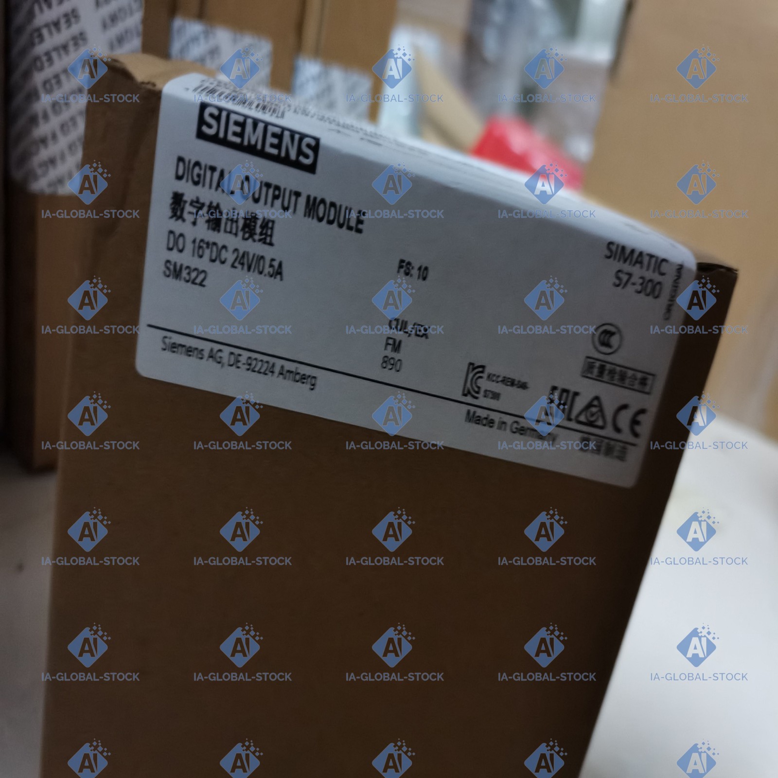 One Unit Brand New 6ES7322-1BH01-0AA0 Siemens US Fee Shipping + 1 Year Warranty