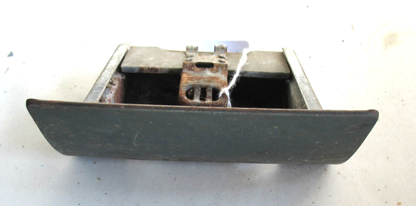 63's 64? Ford Galaxie Ashtray