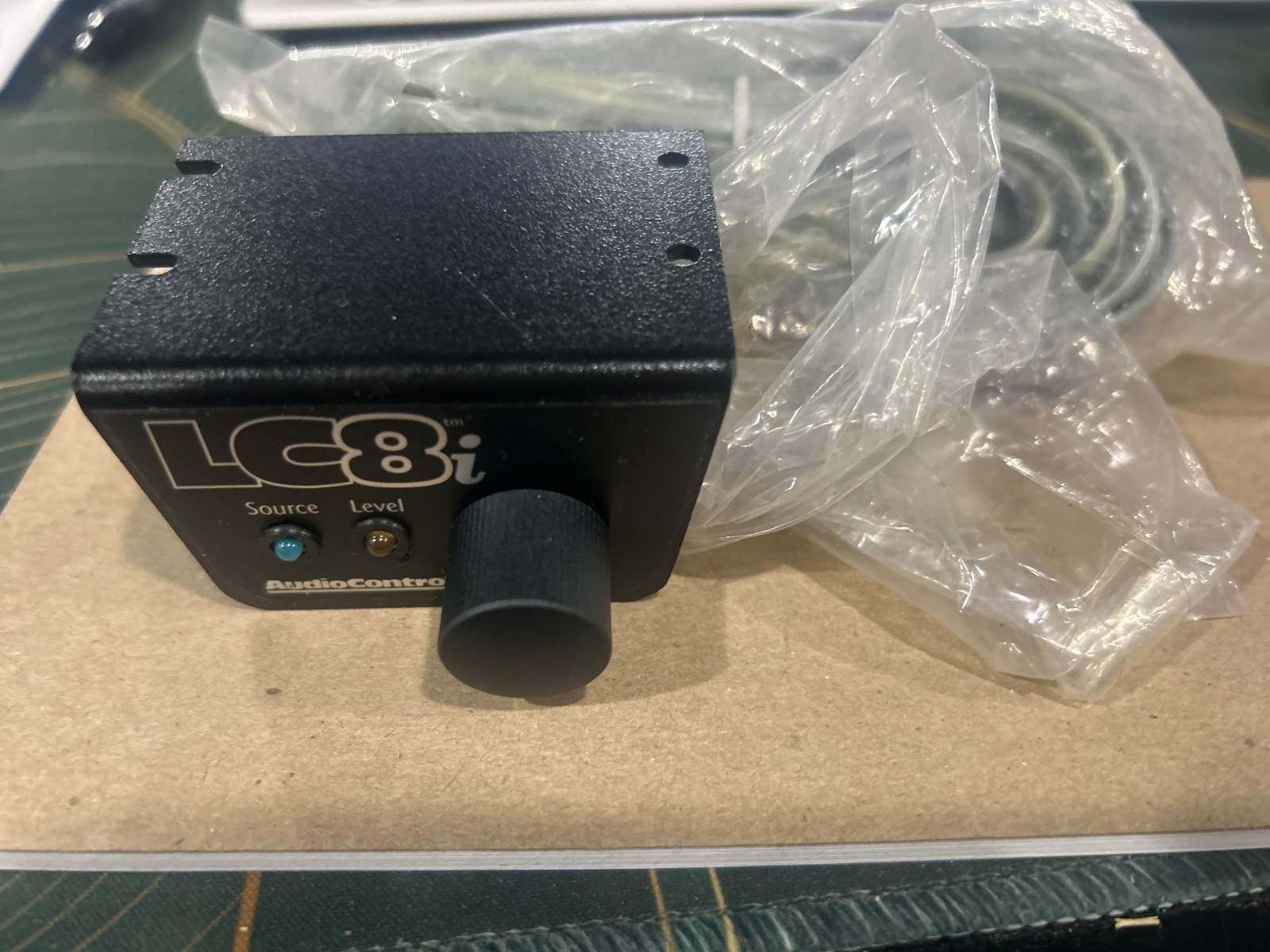 AUDIO CONTROL LC8I Remote Gain Control Bass Source Knob  W/cable