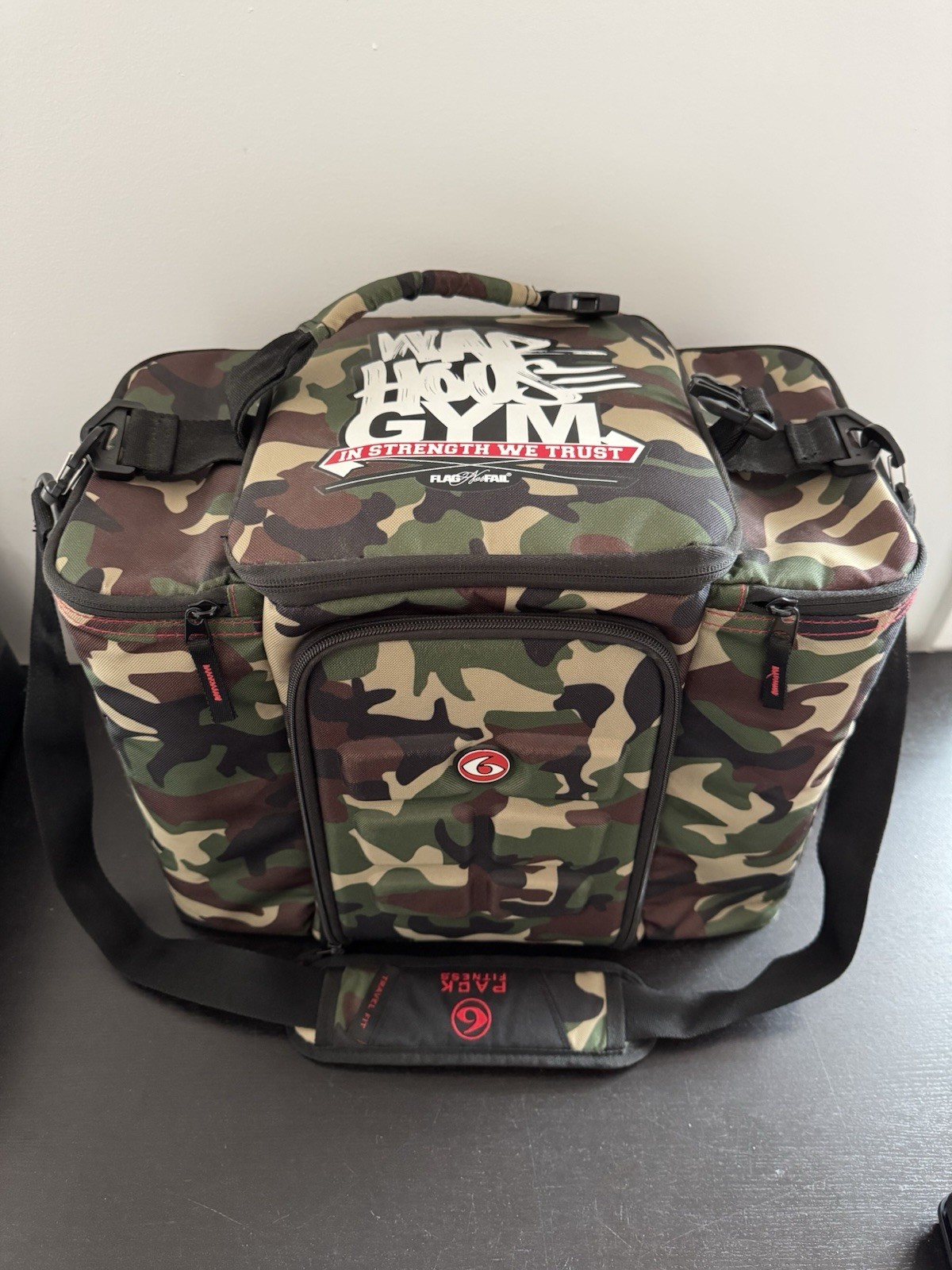 RARE Flag Nor Fail 6 Pack Fitness Camo Meal Prep Cooler Bag w Vitamin Case CLEAN