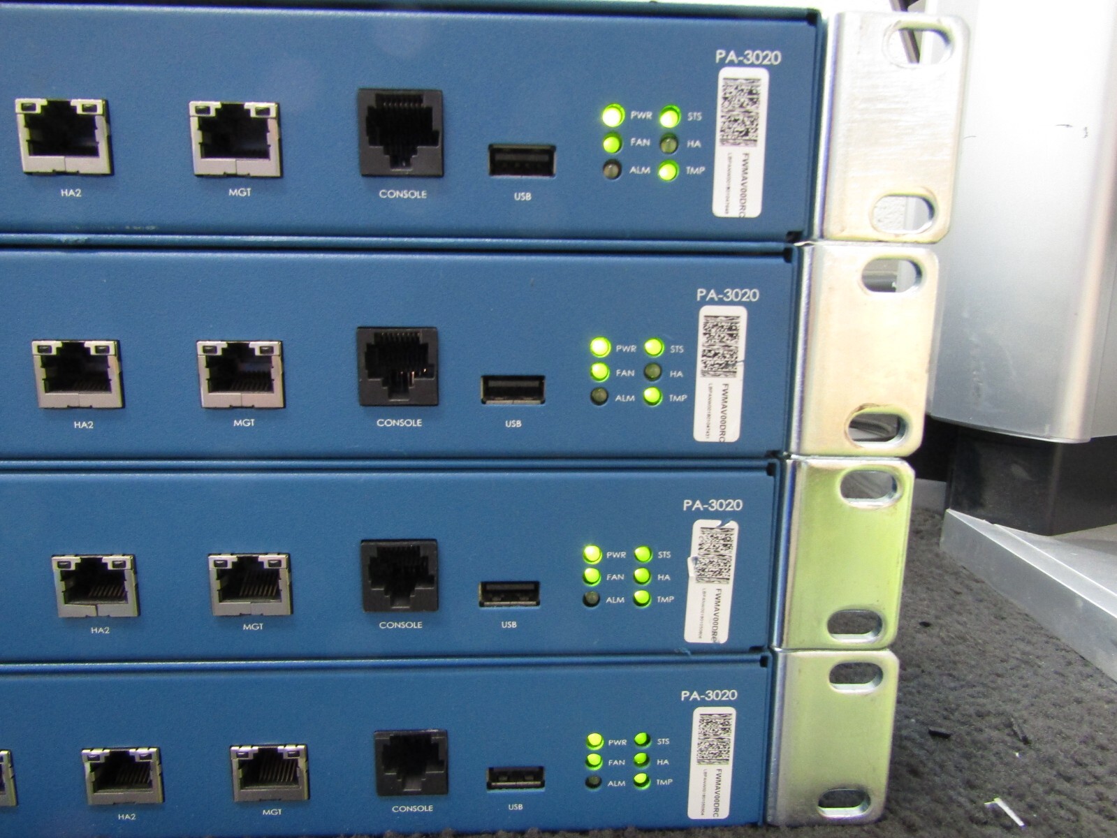 Palo Alto PA-3020 Network Security Appliance Firewall