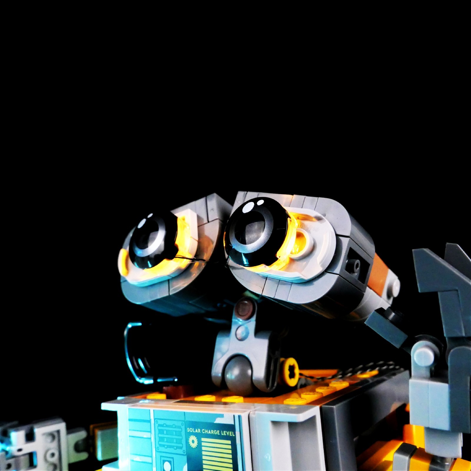 LED Light Kit for 43279: Wall-E and Eva Robot - Compatible with LEGO® 43279