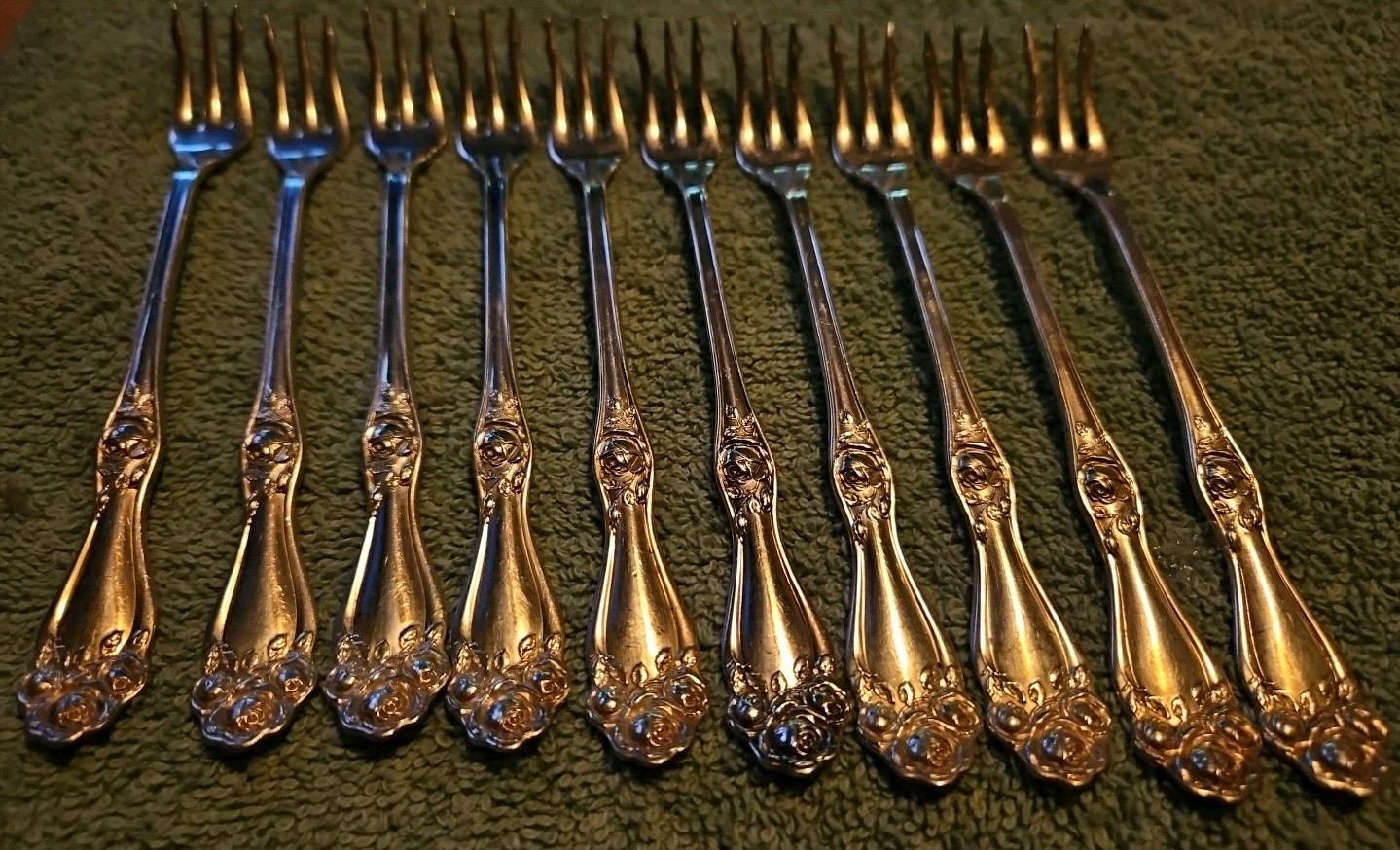 Antique Silver-plate Holmes & Edwards XIV American Beauty Rose 10 Seafood Forks