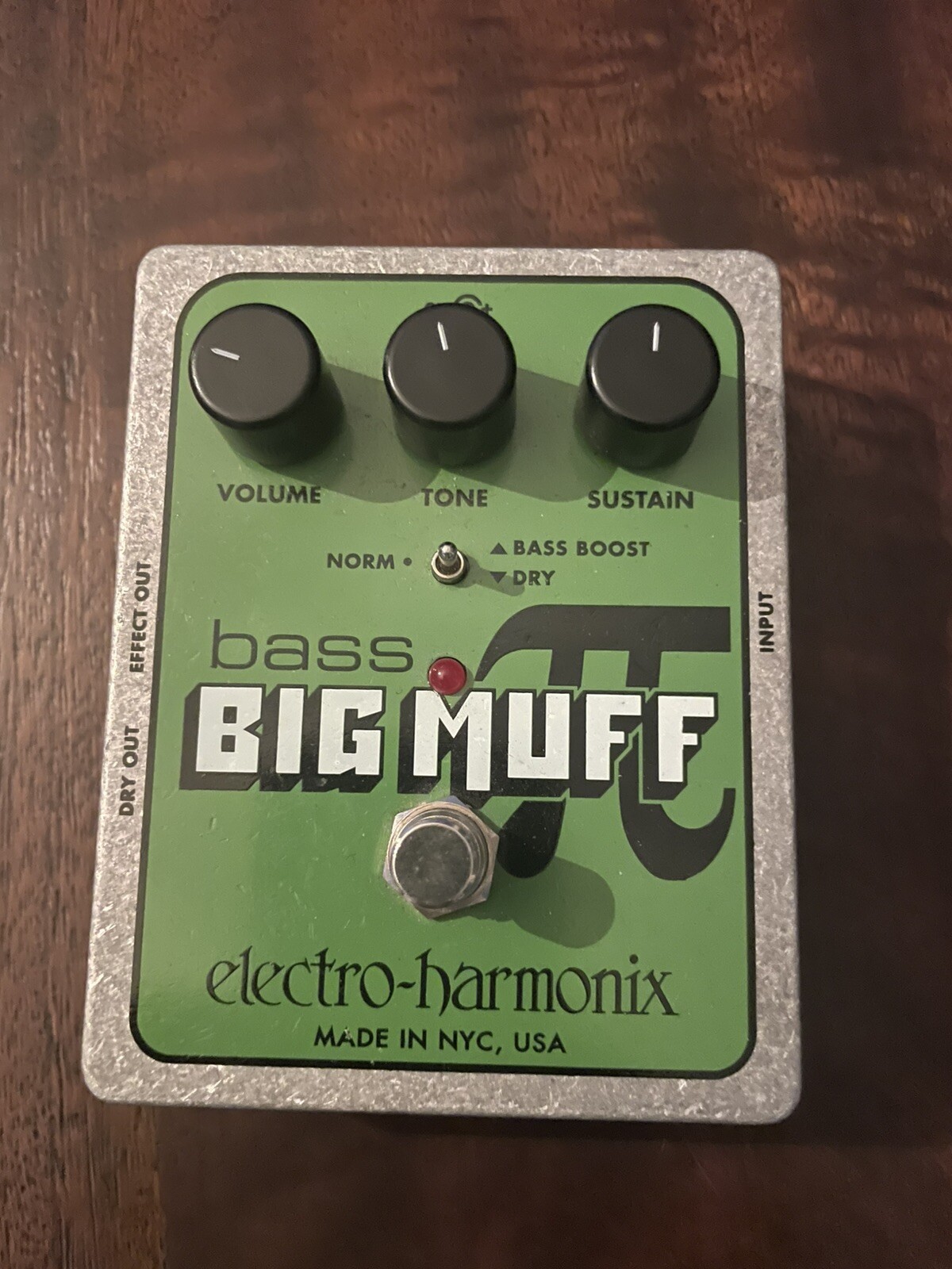 Electro-Harmonix Bass Big Muff Pi Distortion Guitar Effect Pedal