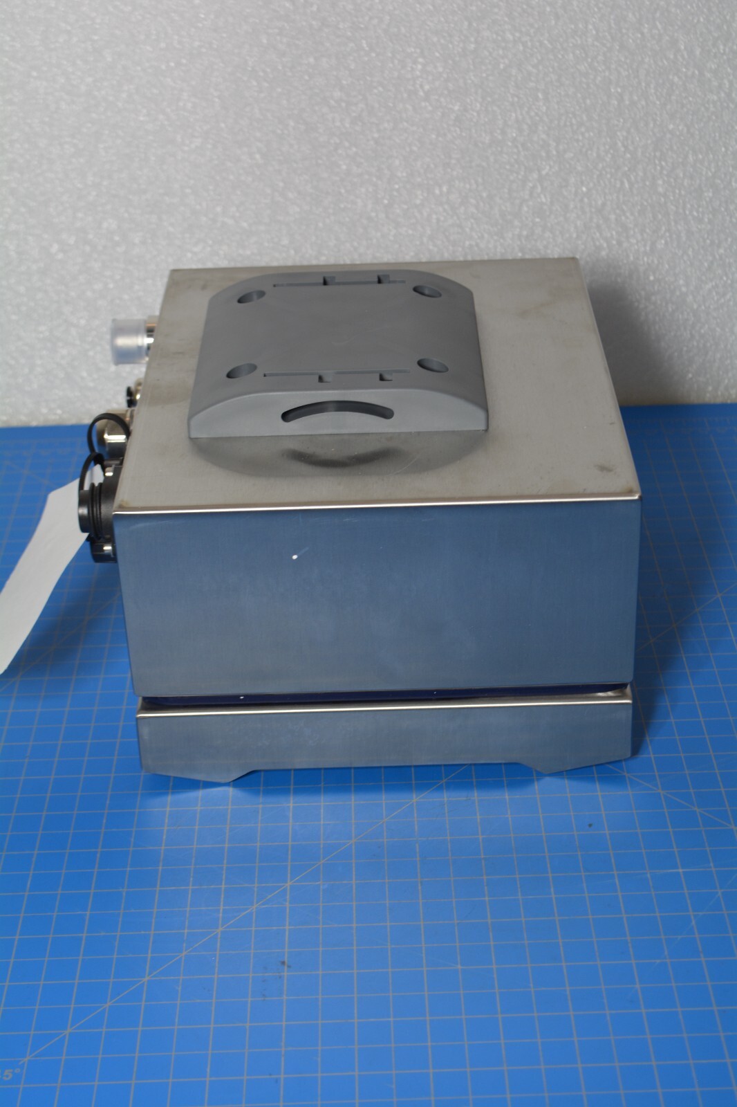 410K/W1C00000/ANALYZER CONTROLLER ORBISPHERE 410 DISSOLVED OXYGEN INSTR/HACH