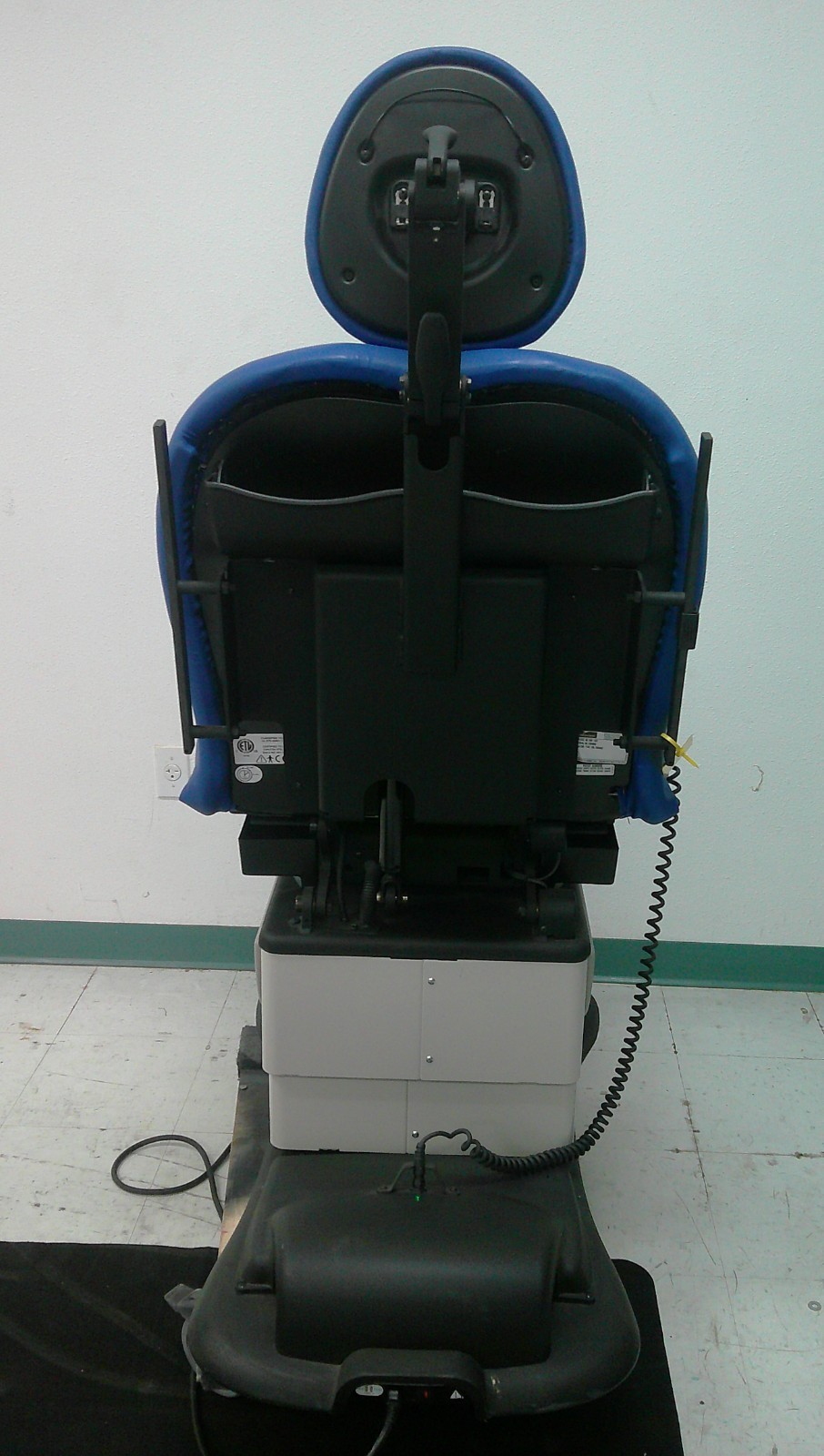 Midmark 630 Exam Table