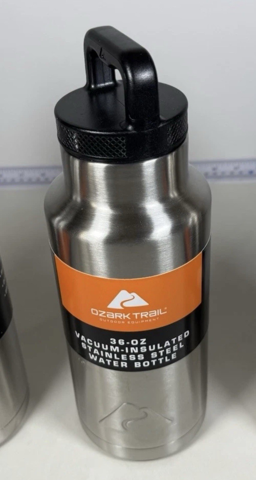 OZARK TRAIL 36-OZ VACUUM-INSULATED STAINLESS STEEL WATER BOTTLE SPORTS