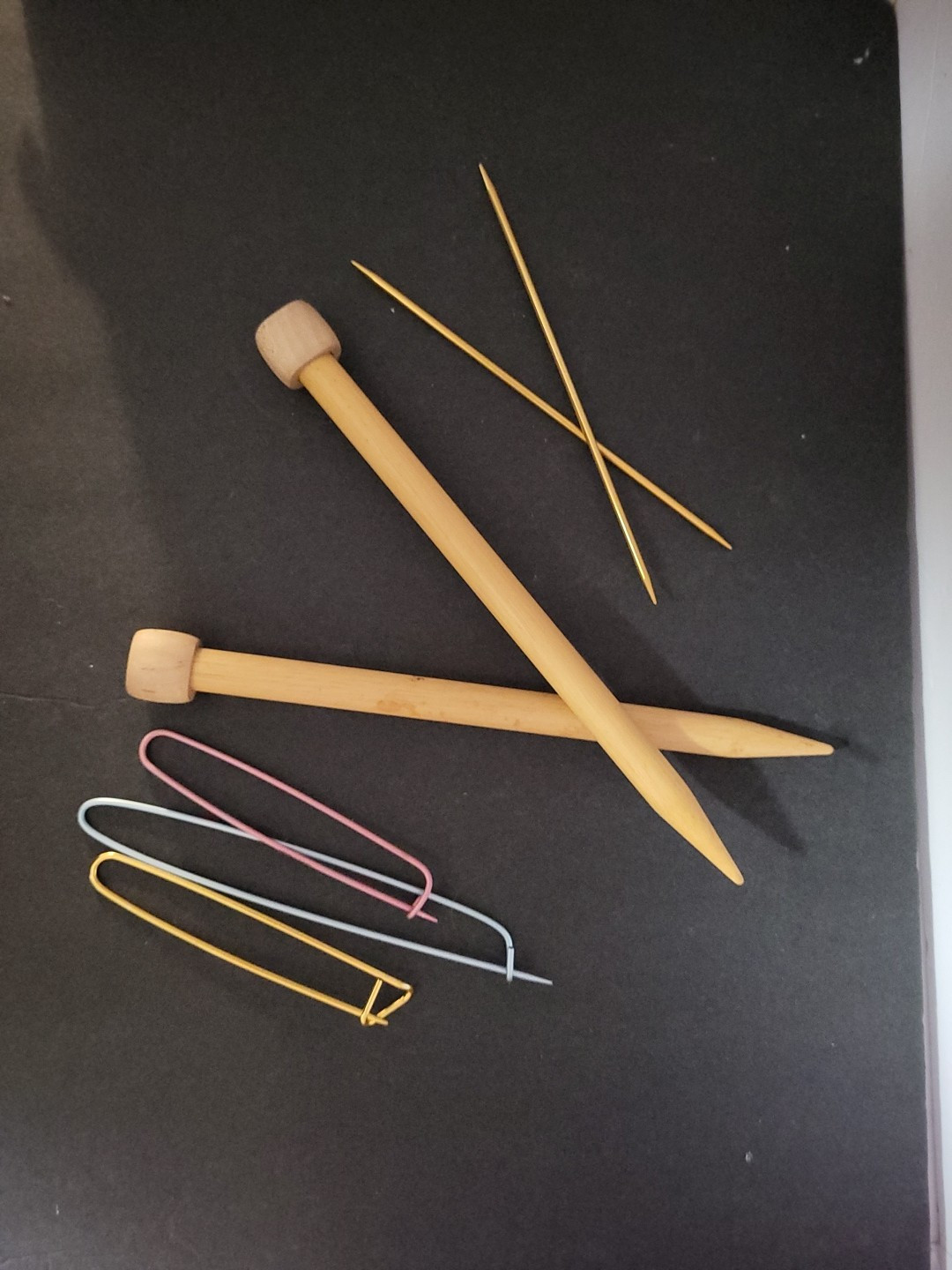 Clover Vintage Bamboo Wood Knitting Needles #19 Size 15mm, Extra Accessories
