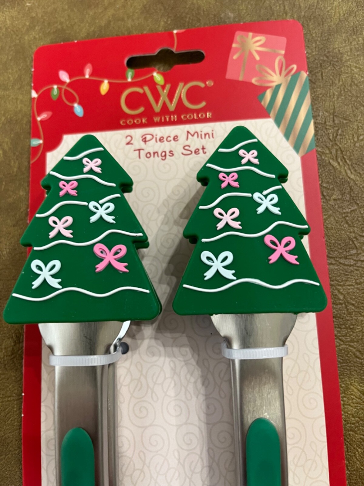 NEW CWC MINI TONGS CHRISTMAS TREE GREEN