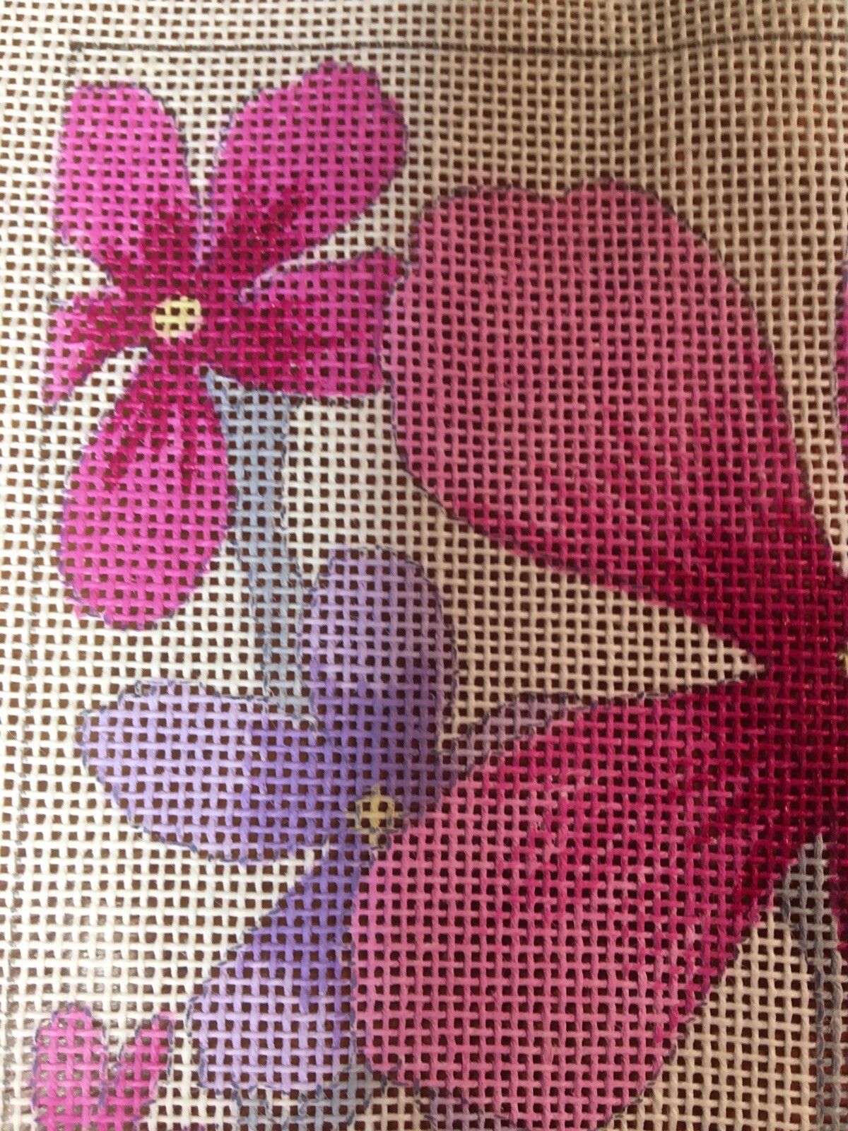 Flower canvas 18 mesh design 8" x 7.5"