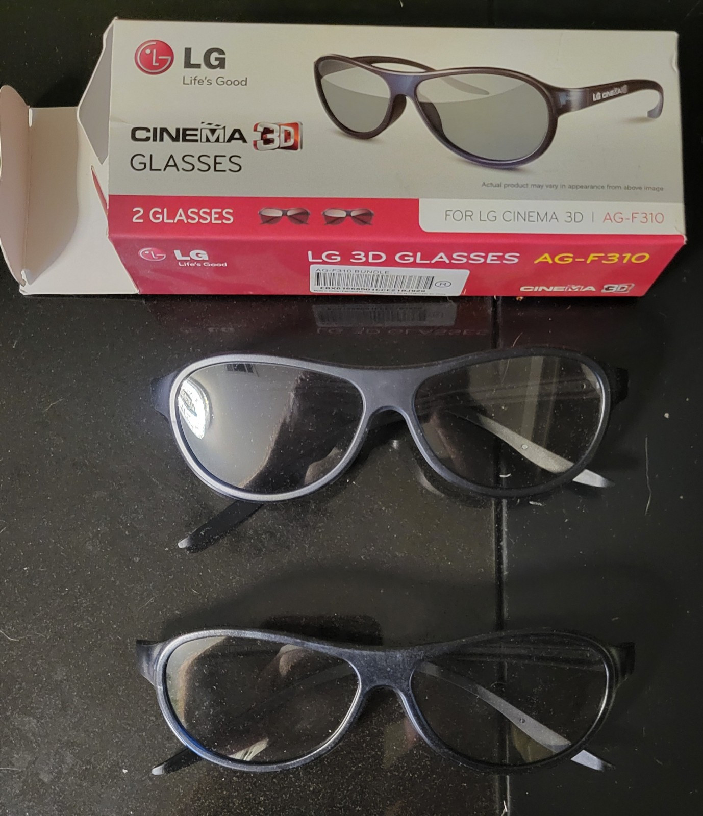 LG Cinema 3D Glasses AG-F310 Black, 2-Pack with Cleaning Cloth