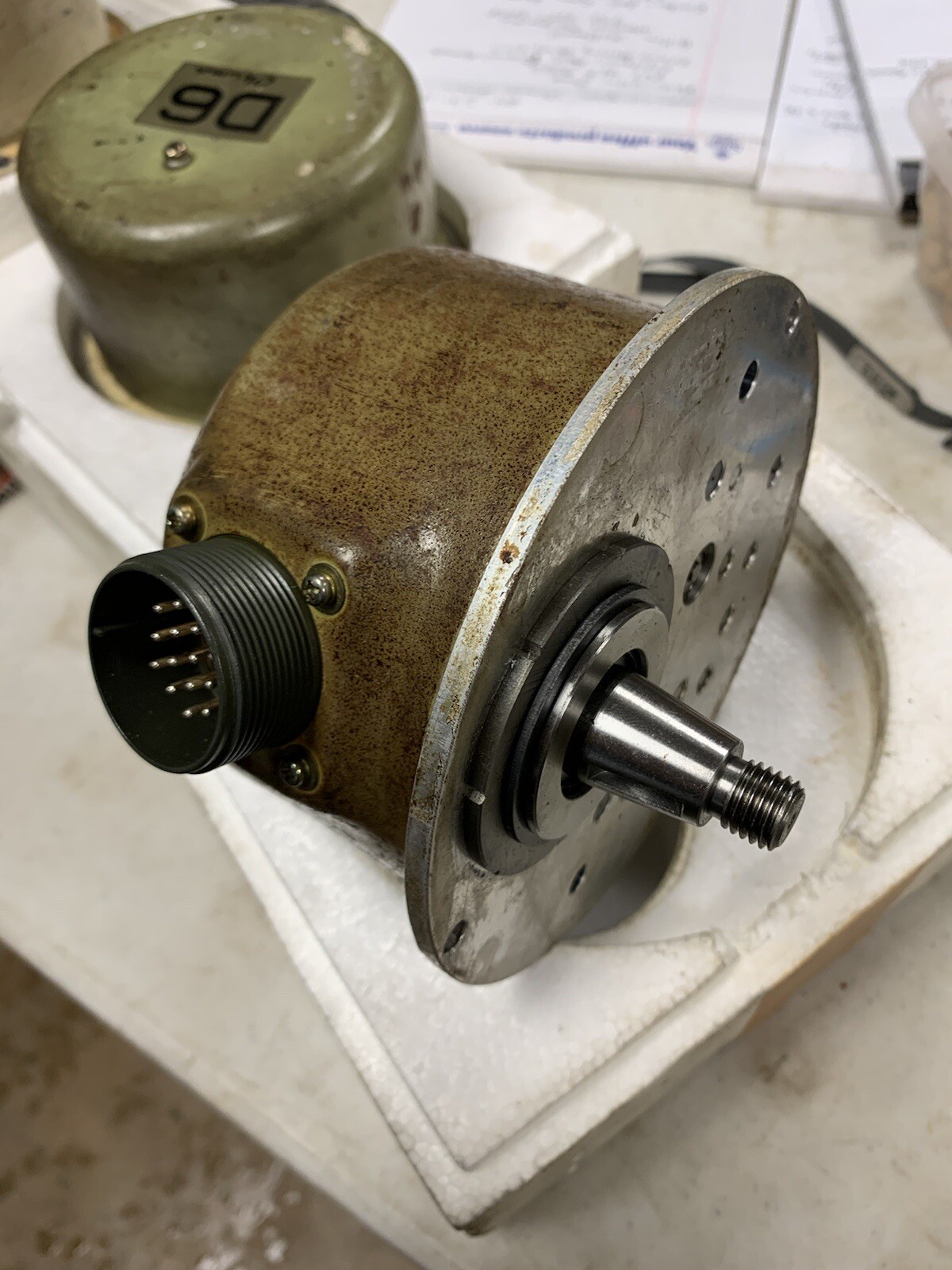 OKUMA CNC MACHINE OSP ABSOLUTE ENCODER D6 A911-0172
