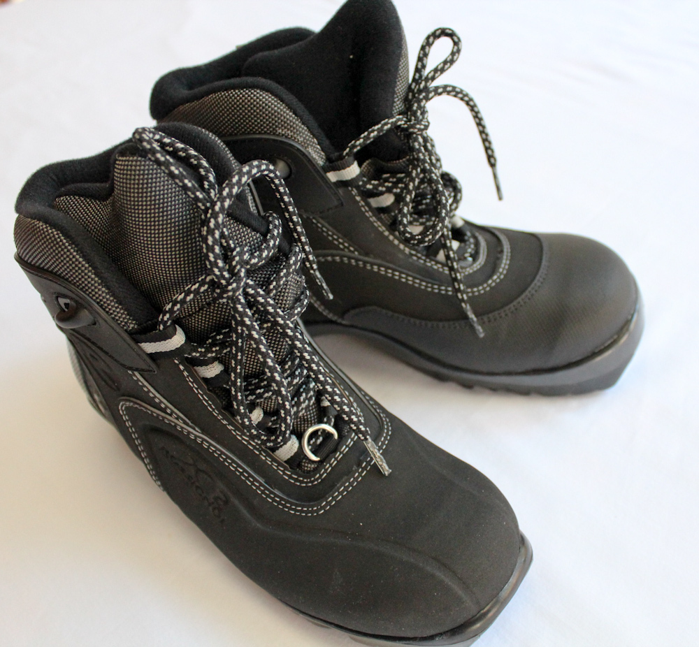 ROSSIGNOL x2  Women BLACK CROSS COUNTRY SKI BOOTS NIB NWT US 6 eur 36