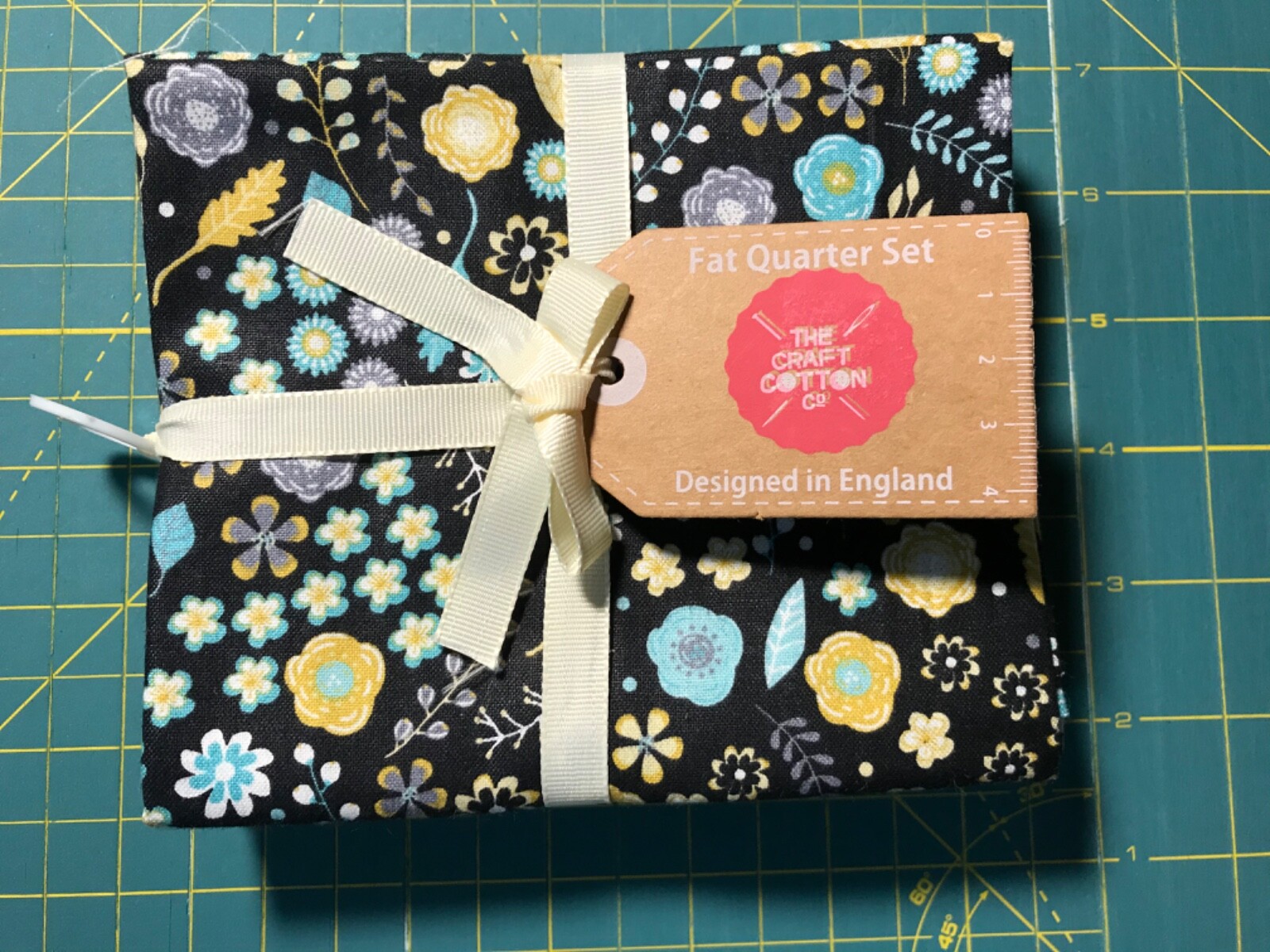 Craft Cotton Company fat quarter bundle FLORAL WHIMSEY Holiday SALE