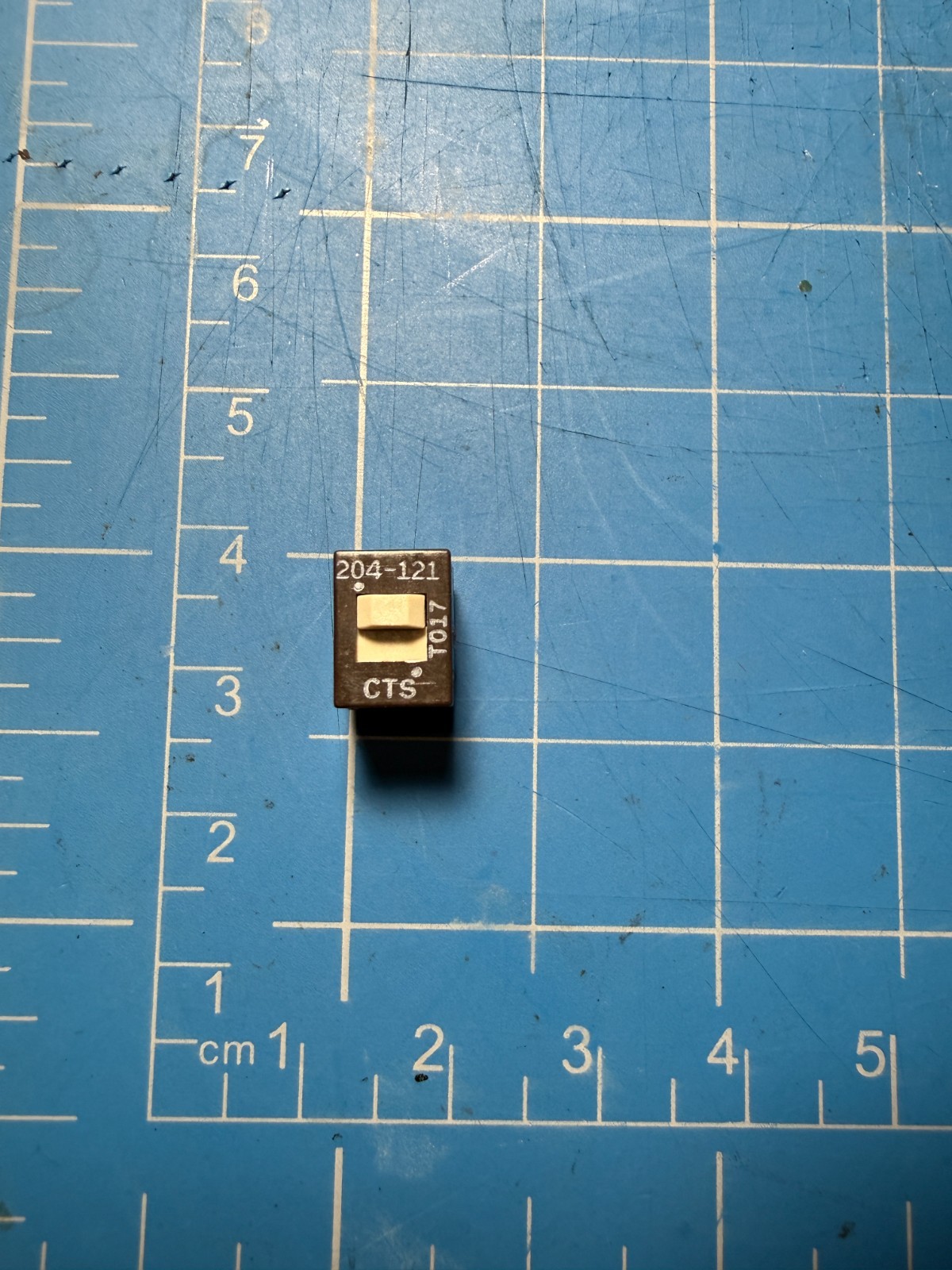 NEW CTS Electrocomponents Dip Switch SPDT 1 Position Surface Mount 5 PIECES
