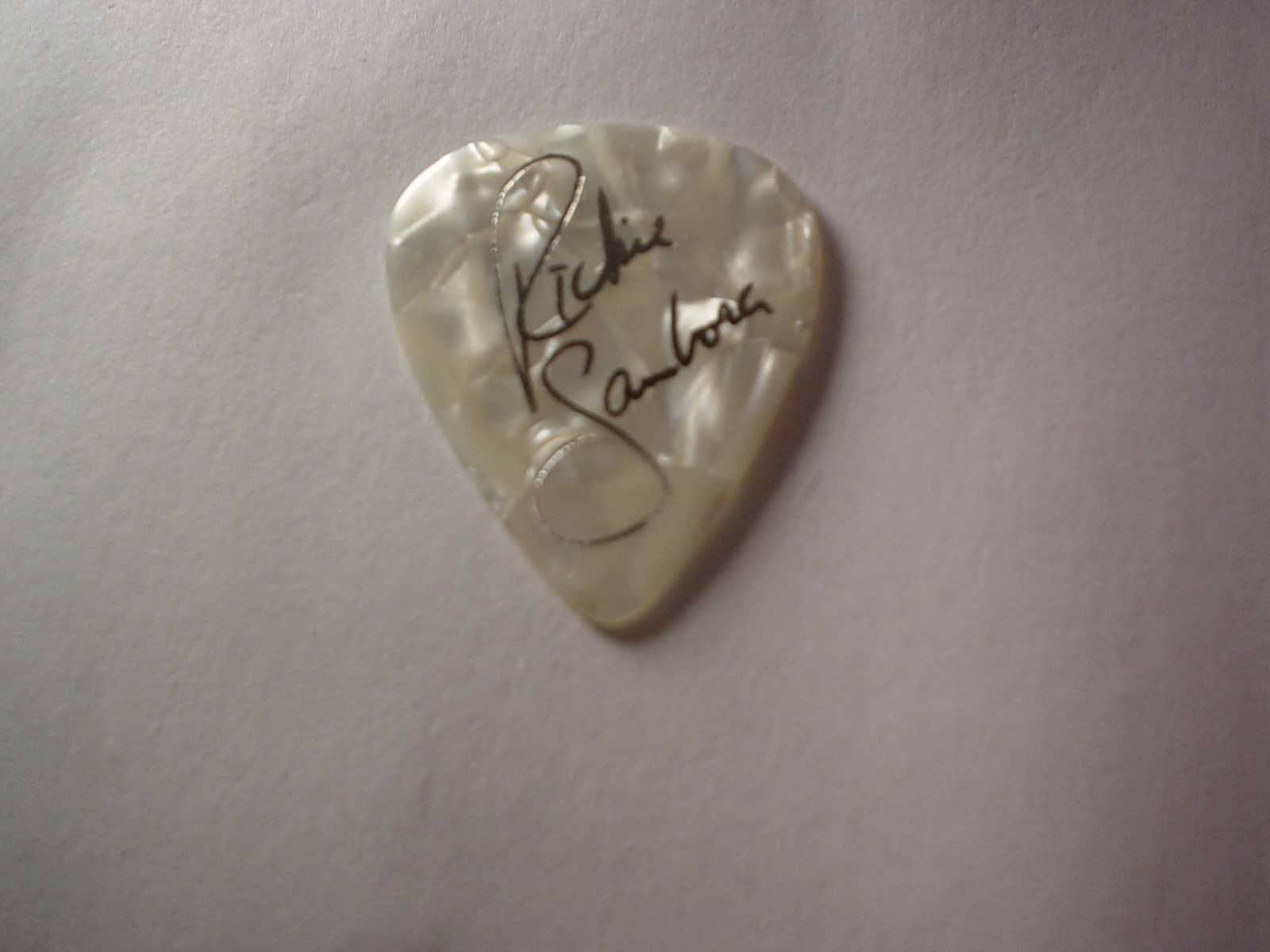 BON JOVI RICHIE SAMBORA 2002-2003 Signature Concert Tour Unused GUITAR PICK
