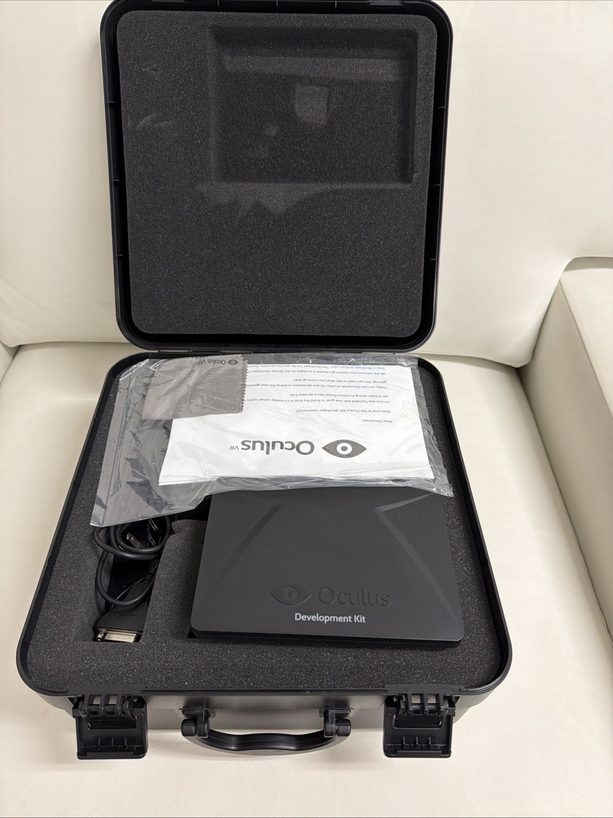 2013 Oculus Rift VR Development Kit #1 1 Virtual Reality Headset DK1 w/ Case