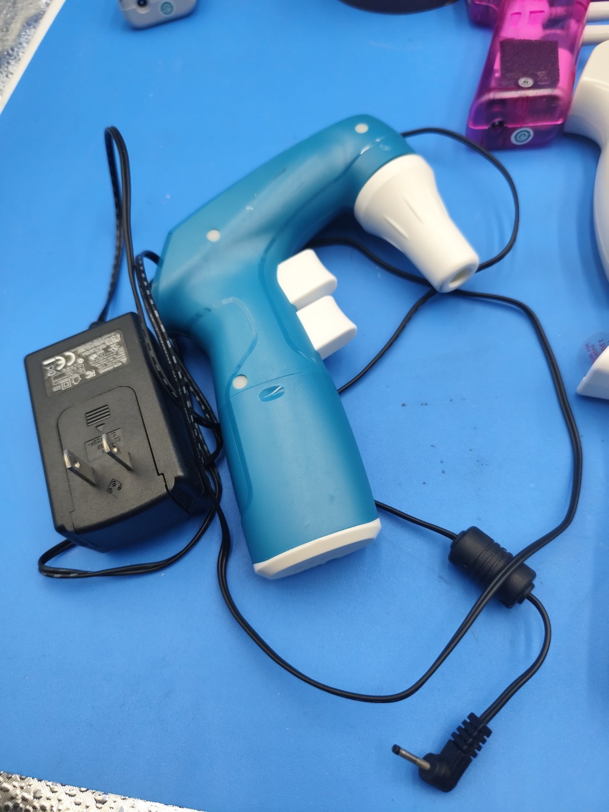 Cole Parmer omega Zen pipet Controller With Power Supply