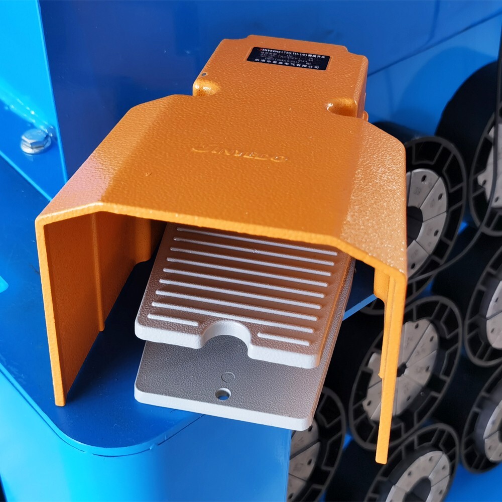 Pipe Reducing Machine 0.55-2.72"Circular Tube Shrinking Machine Hose Clamping