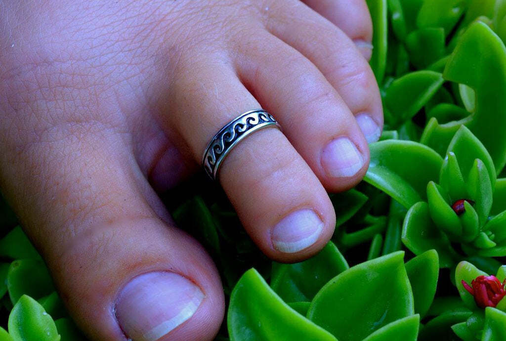 Wave Toe Ring Silver Overlay Adjustable Beach Jewelry – Medieval Metal