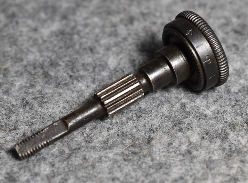 M1 Garand Rear Sight Elevation Pinion unmarked