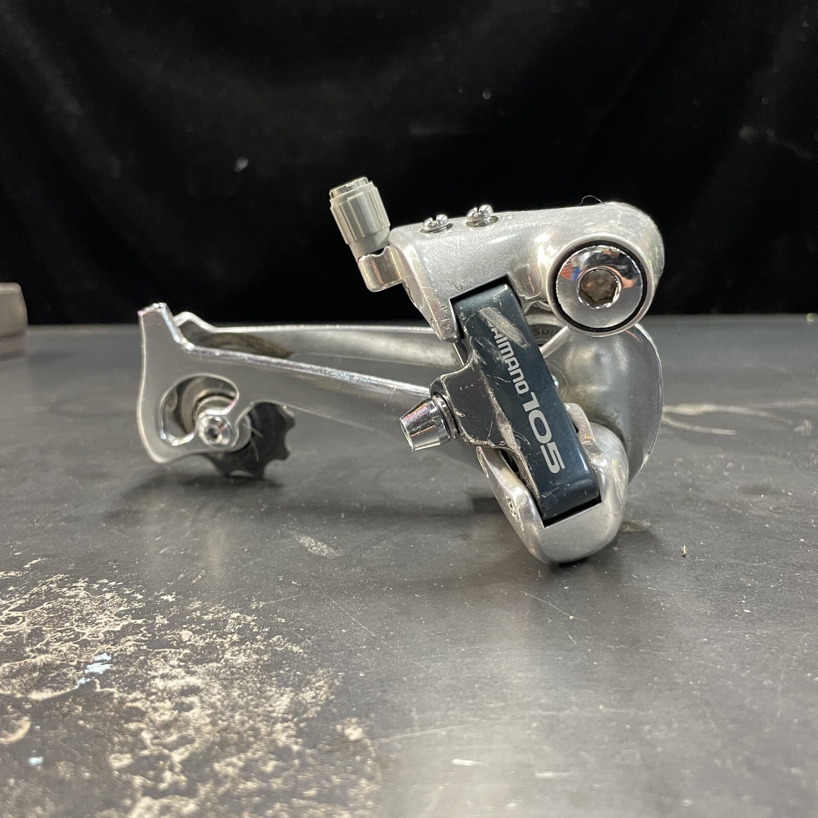 Vintage Shimano 105 1050 Long Cage Rear Derailleur - Used