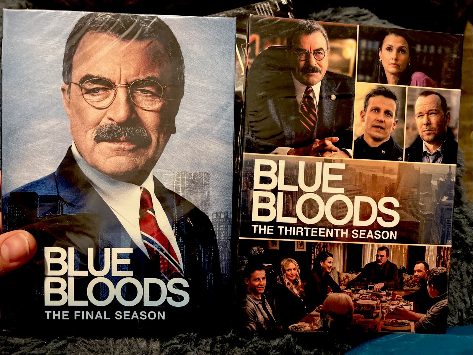 Blue Bloods Complete Seasons 13-14 ( DVD Disc Set )