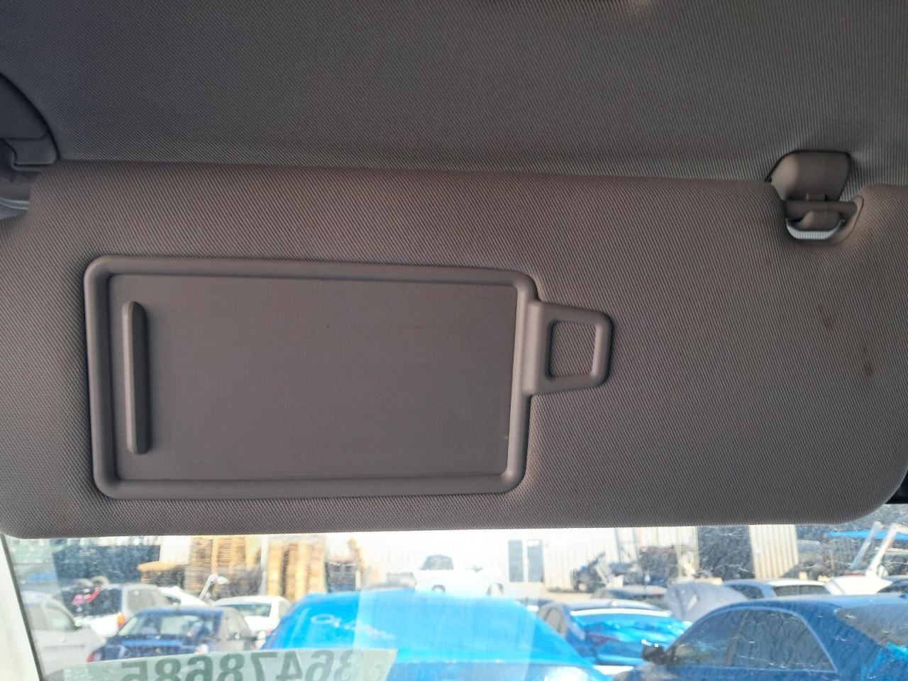 SORENTO 2019 Glove Box 4854001