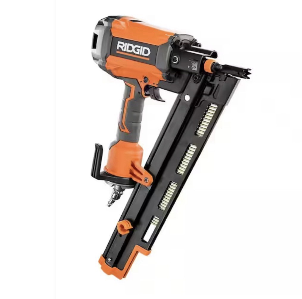 RIDGID Framing Nailer (For Parts) Pneumatic 21-Deg 3-1/2 in (Damaged Leaks Air)