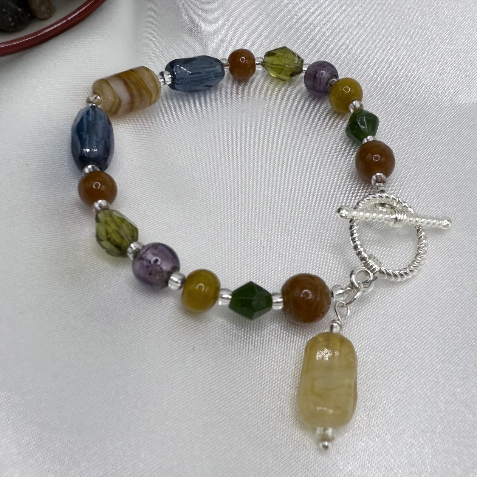 REIMAGINED Agate and Glass Bead Toggle 7.5" Bracelet