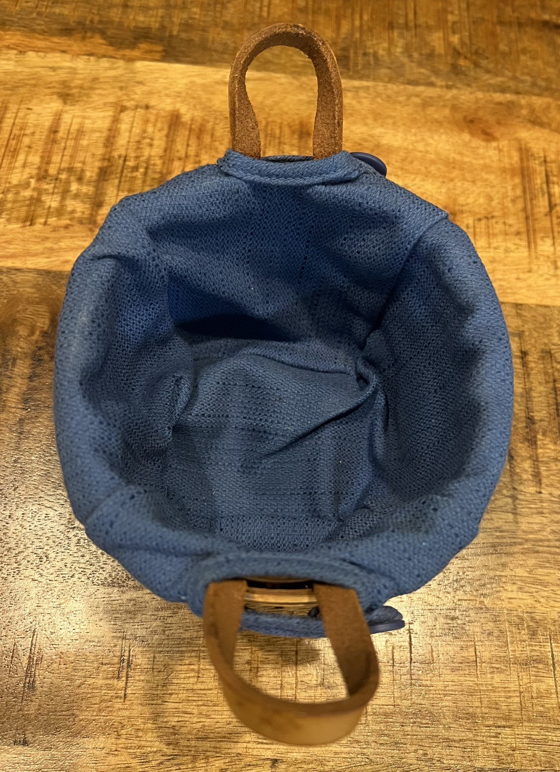 Vintage Small Longaberger basket 1992 Dresden Ohio Signed lined with fabric