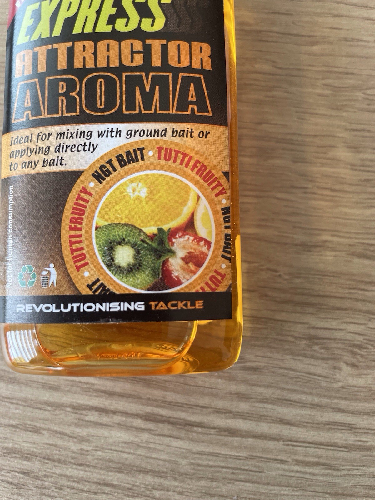 100 ml Bottle concentrated Express fish Attractor / Aroma - 5 Varieties