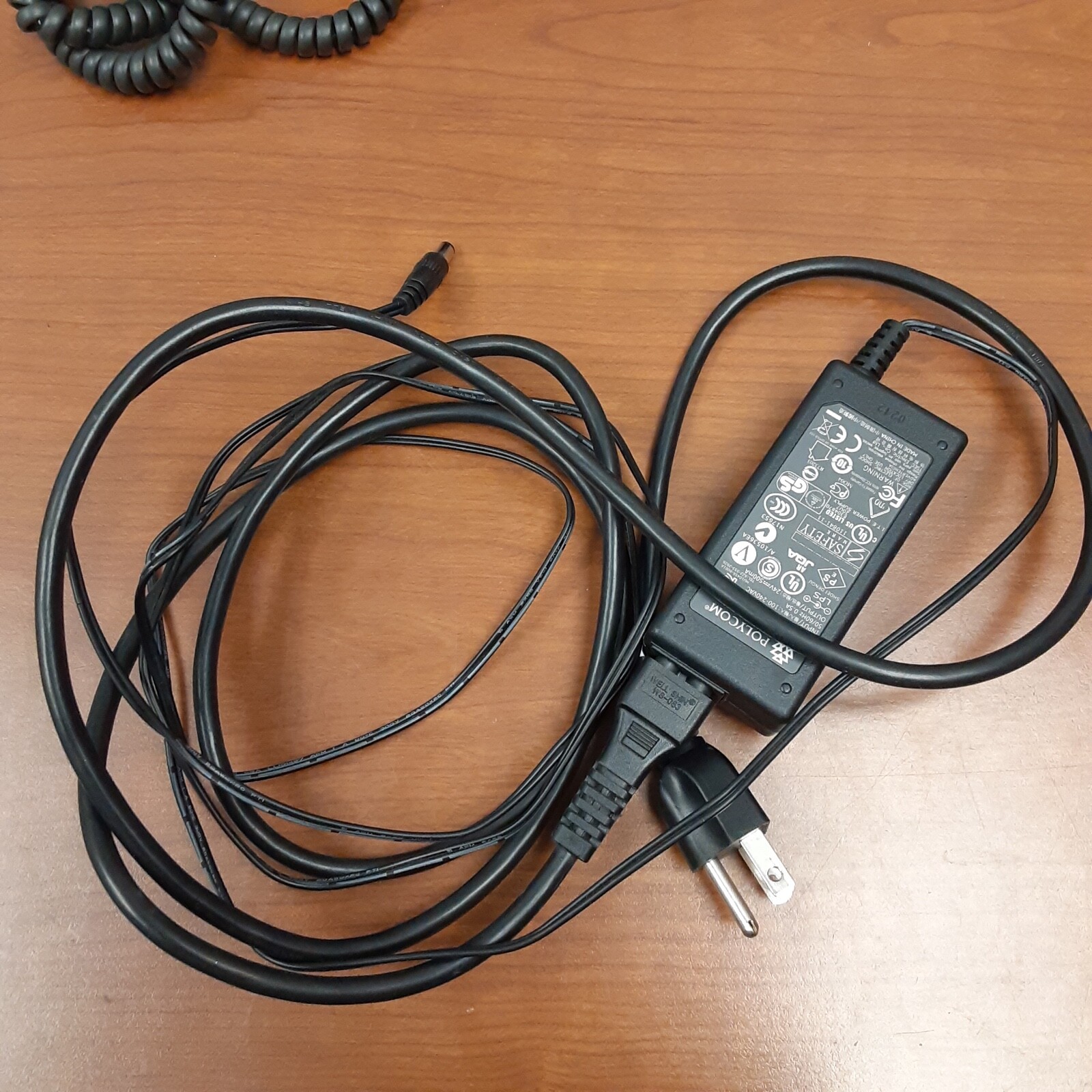 Polycom SoundPoint IP321 2201-12360-001 Includes Power Supply