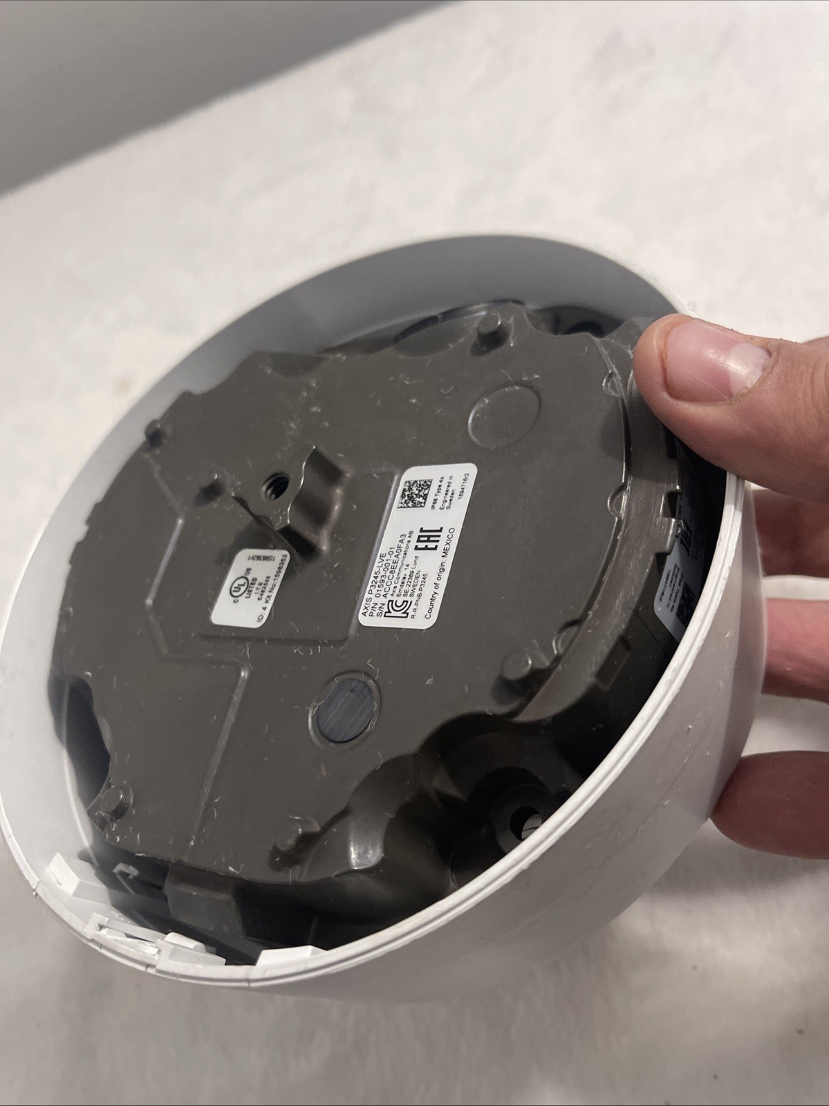 Axis Communications P3245-LVE Network Dome Security Camera P/N: 01593-001-01