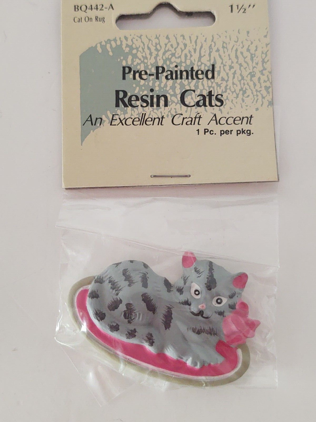 Kitty Craft Accent 2 Piece Set 1.25" Each White & Gray Cats
