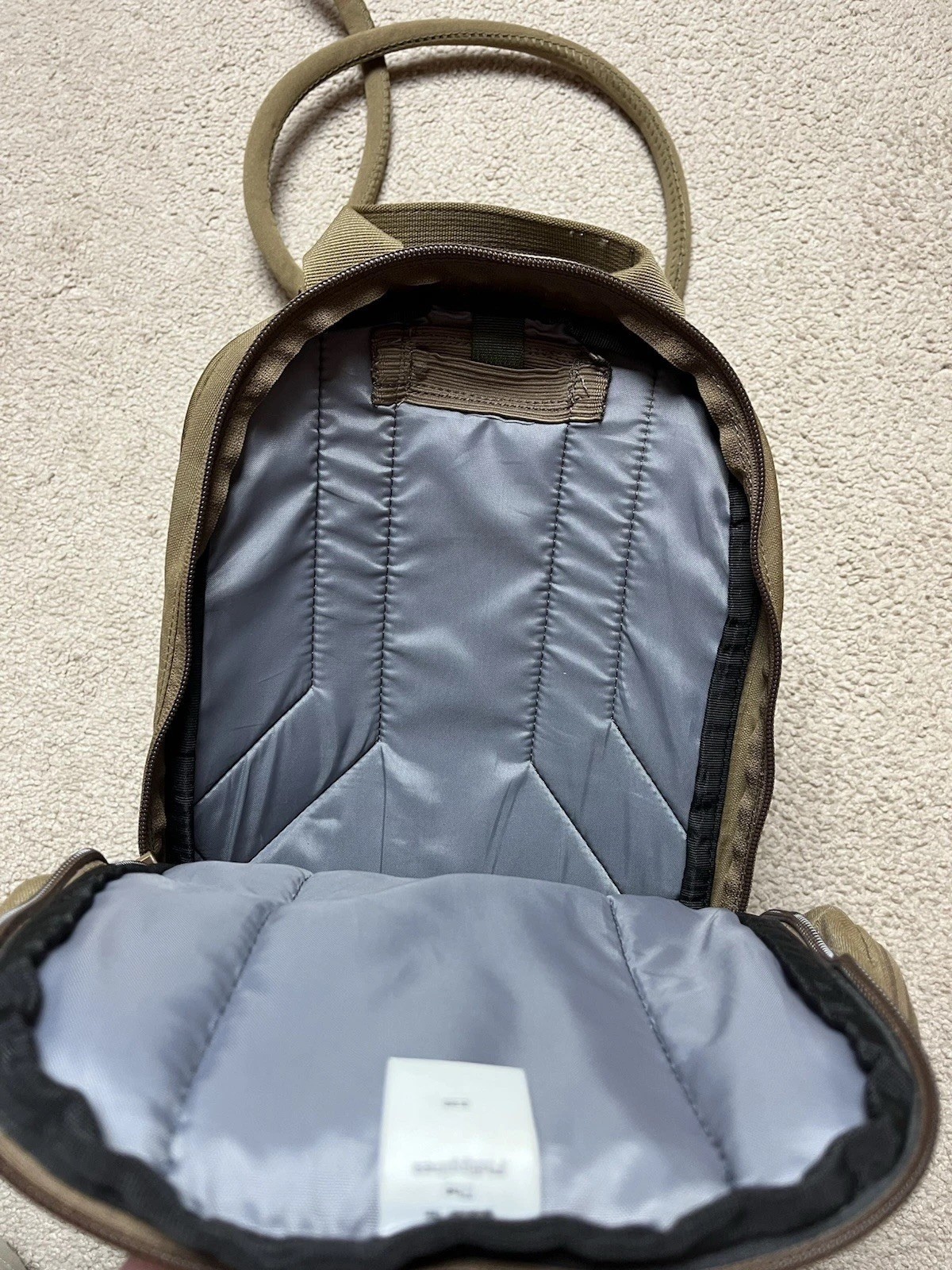 USMC Camelbak MULE Maximum Gear Day Assault Hydration Pack Backpack Coyote Brown