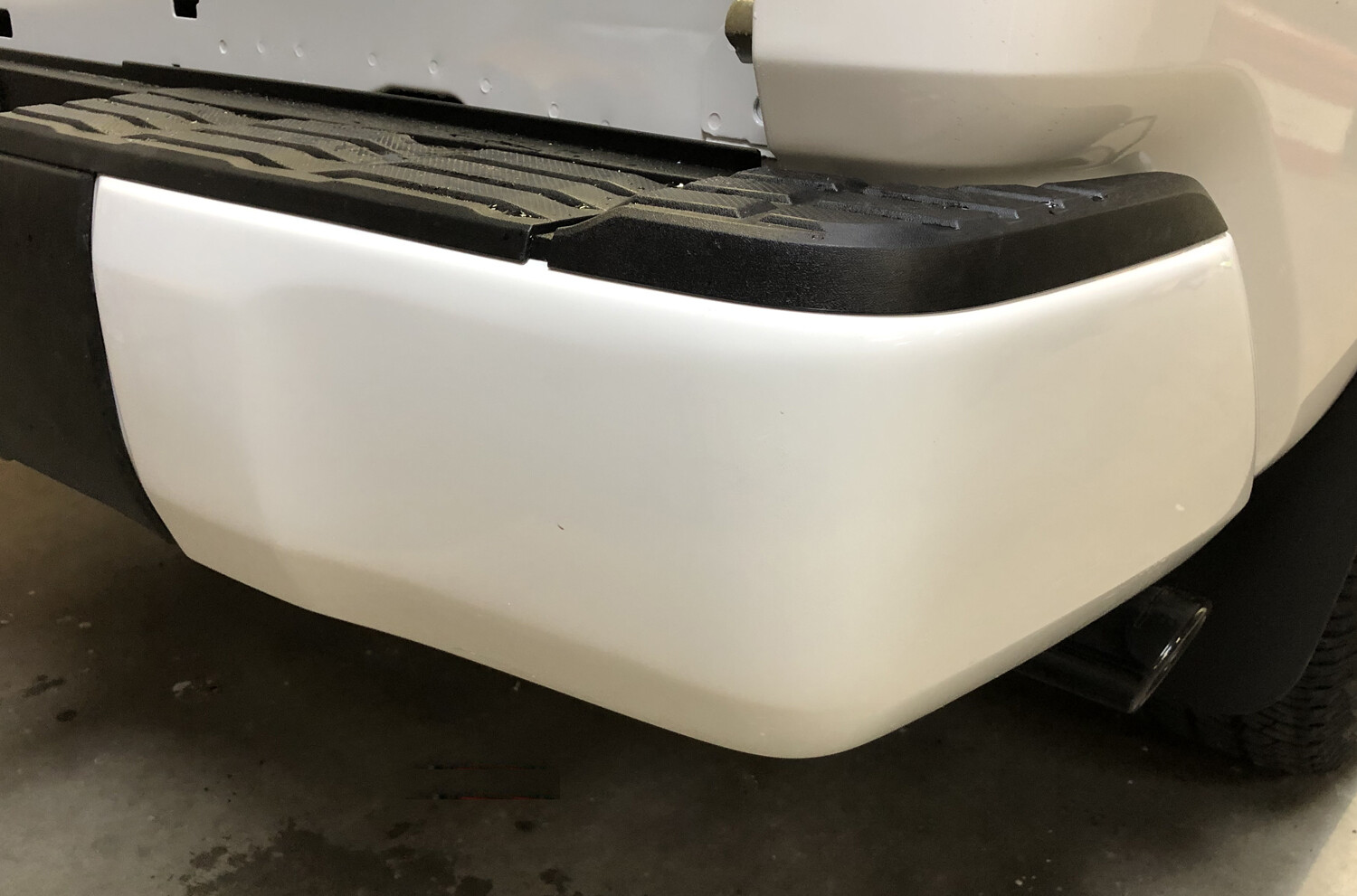NEW Super White Rear Bumper Overlay Cap Cover Skin / For 14-21 Tundra no-Sensors