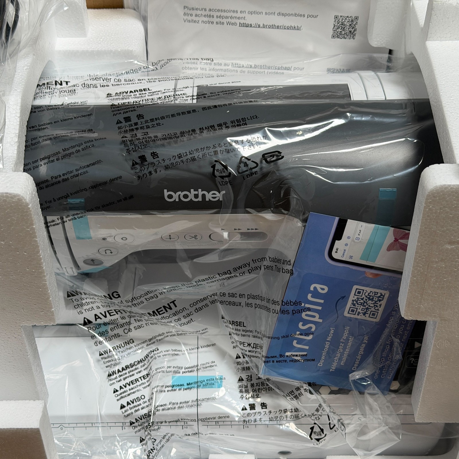 Brother SE2000 Computerized Sewing and Embroidery Machine Accessories Bundle