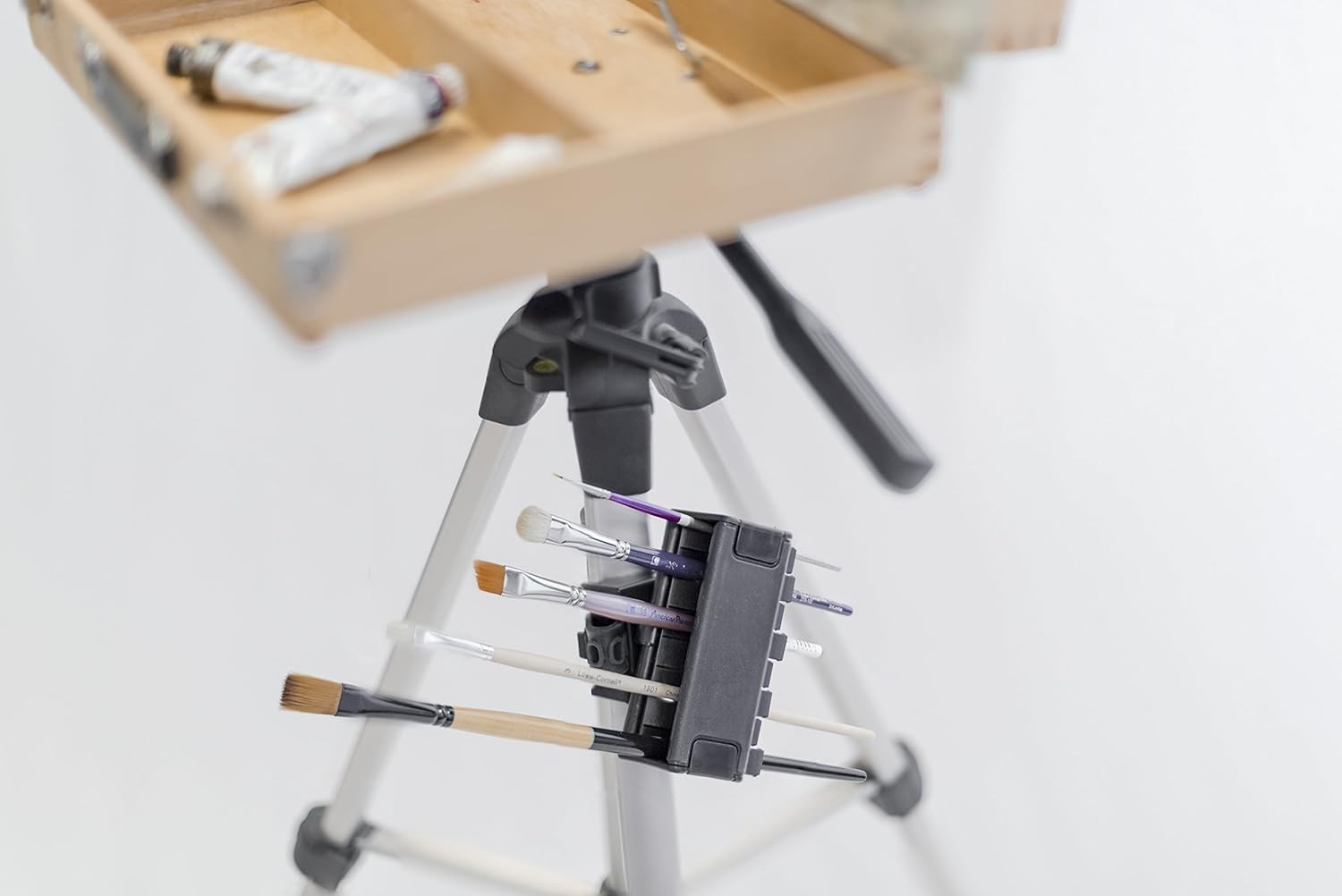 Paintbrush Grip & Rack – Easy Holder & Drying Caddy