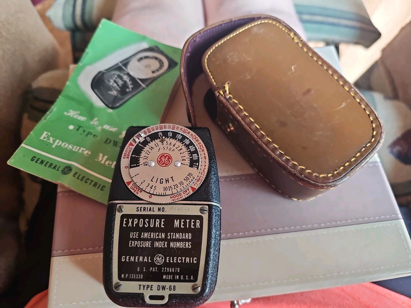 Vintage General Electric Exposure/Light Meter DW-68 With Case & Instructions
