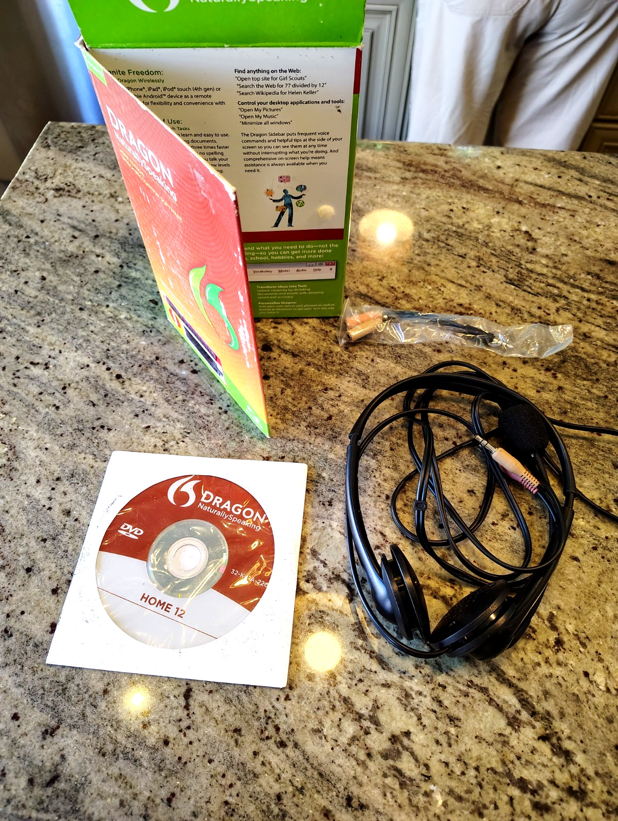 Dragon Naturally Speaking Home Edition 12 ~ Nuance Speech Recognition Software