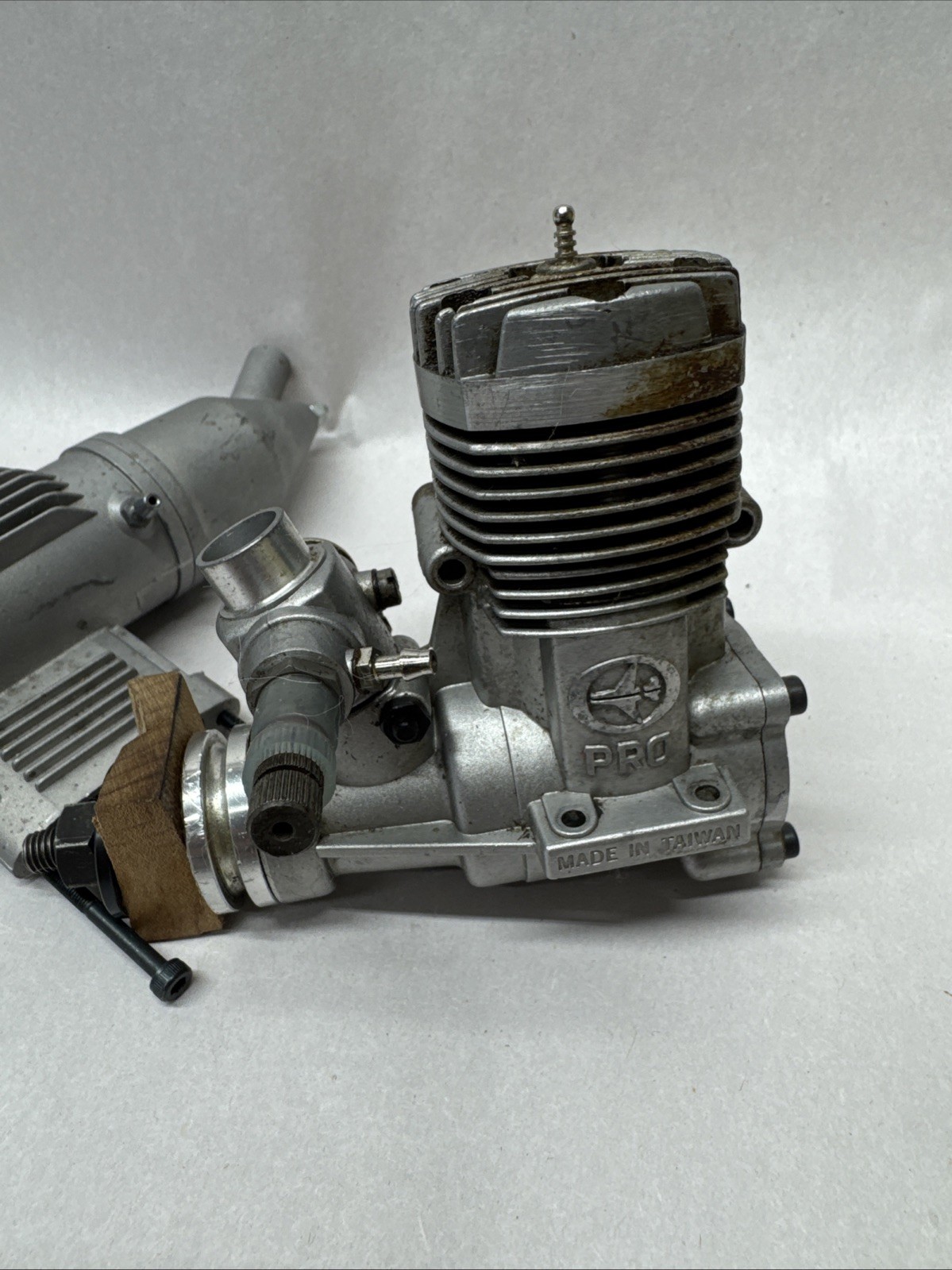 Thunder Tiger .40 Pro RC BB ABC Glow Airplane Engine W/muffler