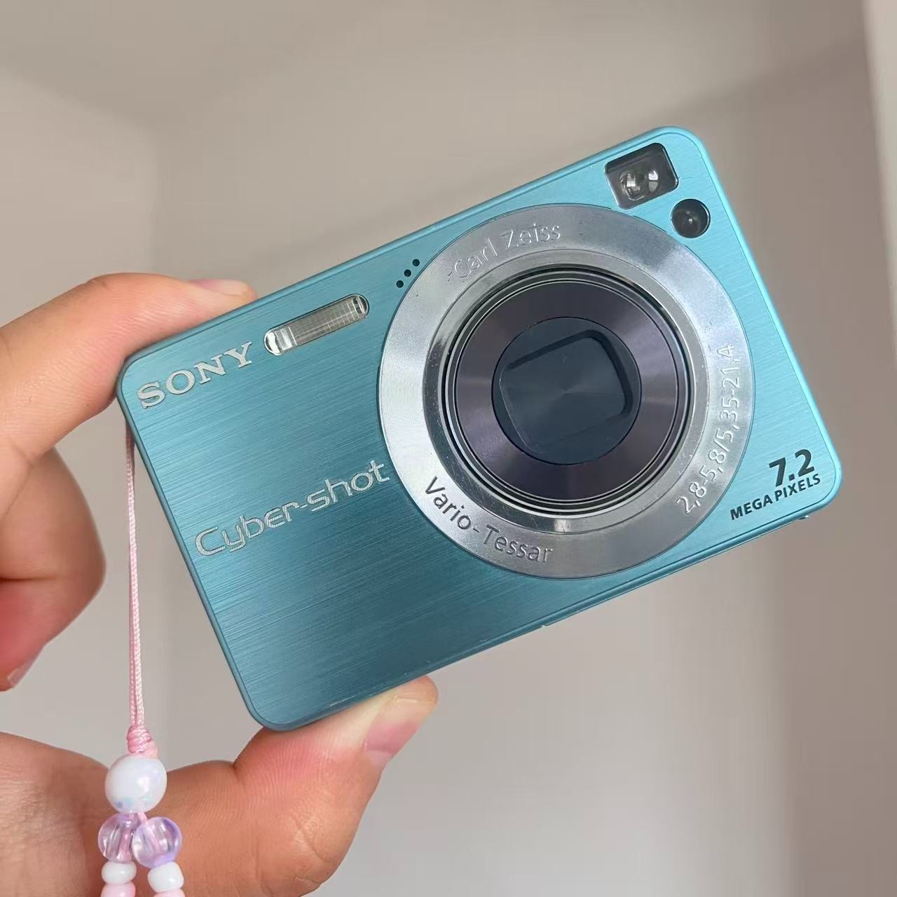 Blue Sony Cyber-shot DSC-W120 7.2MP 4x Optical Zoom Digital Camera Set English