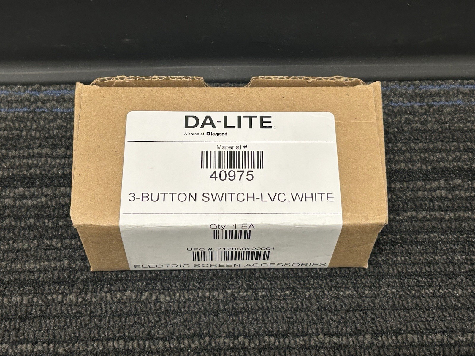 Da-Lite 40975 Three Button Low Voltage Control Switch