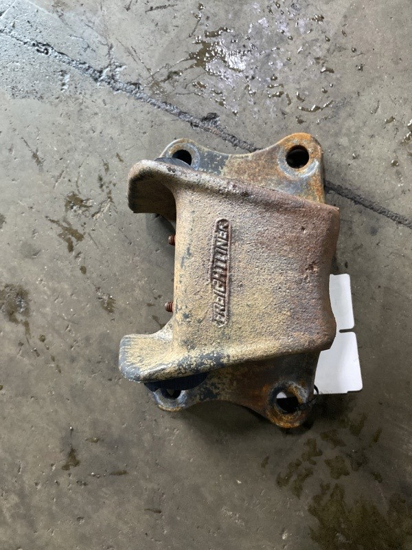 Suspension Bracket 6803250003 for Freightliner MT55 (641-12689)
