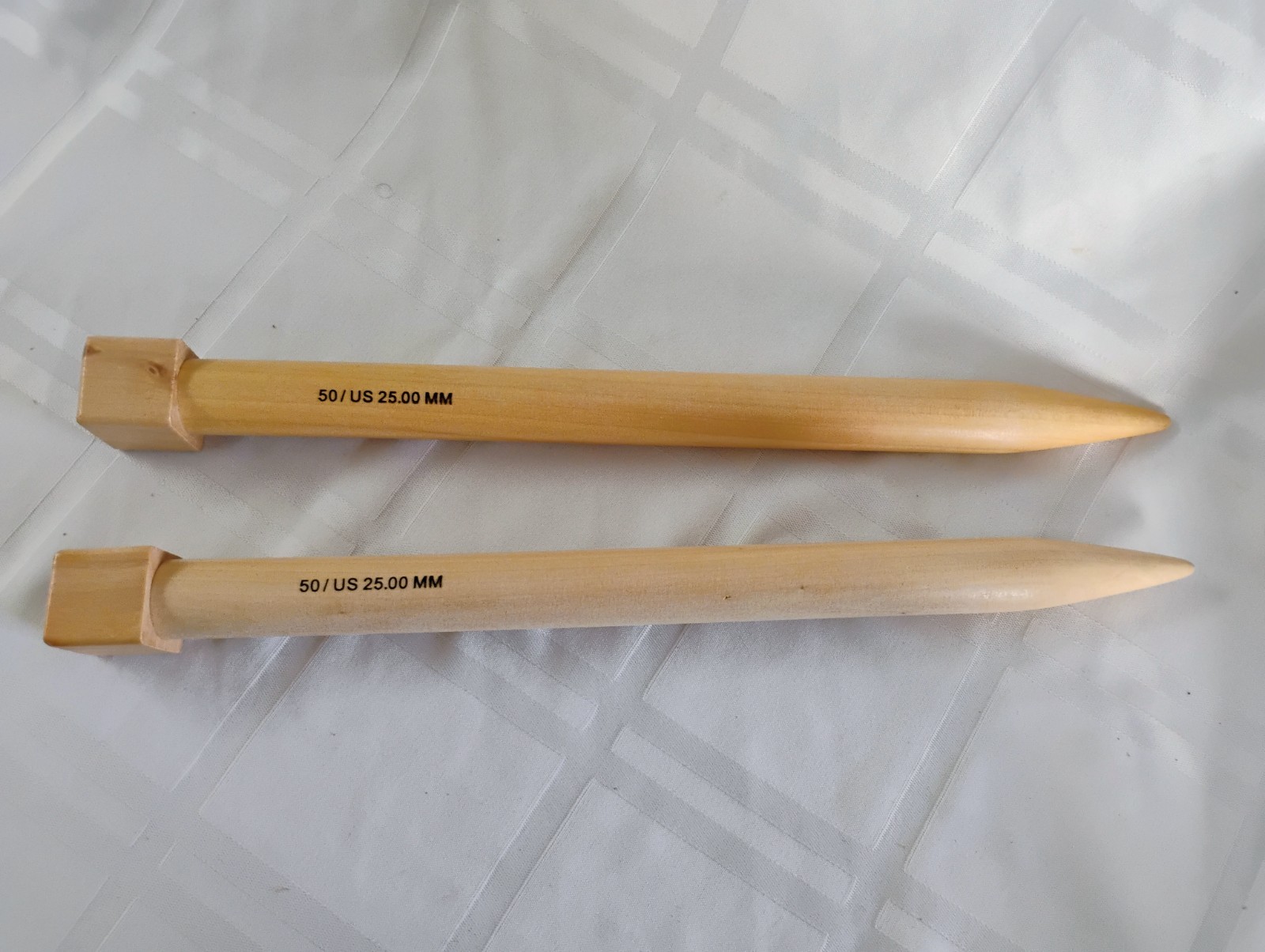 Jumbo Wooden Knitting Needles Size 50 ~ 25MM  ~14 Inches